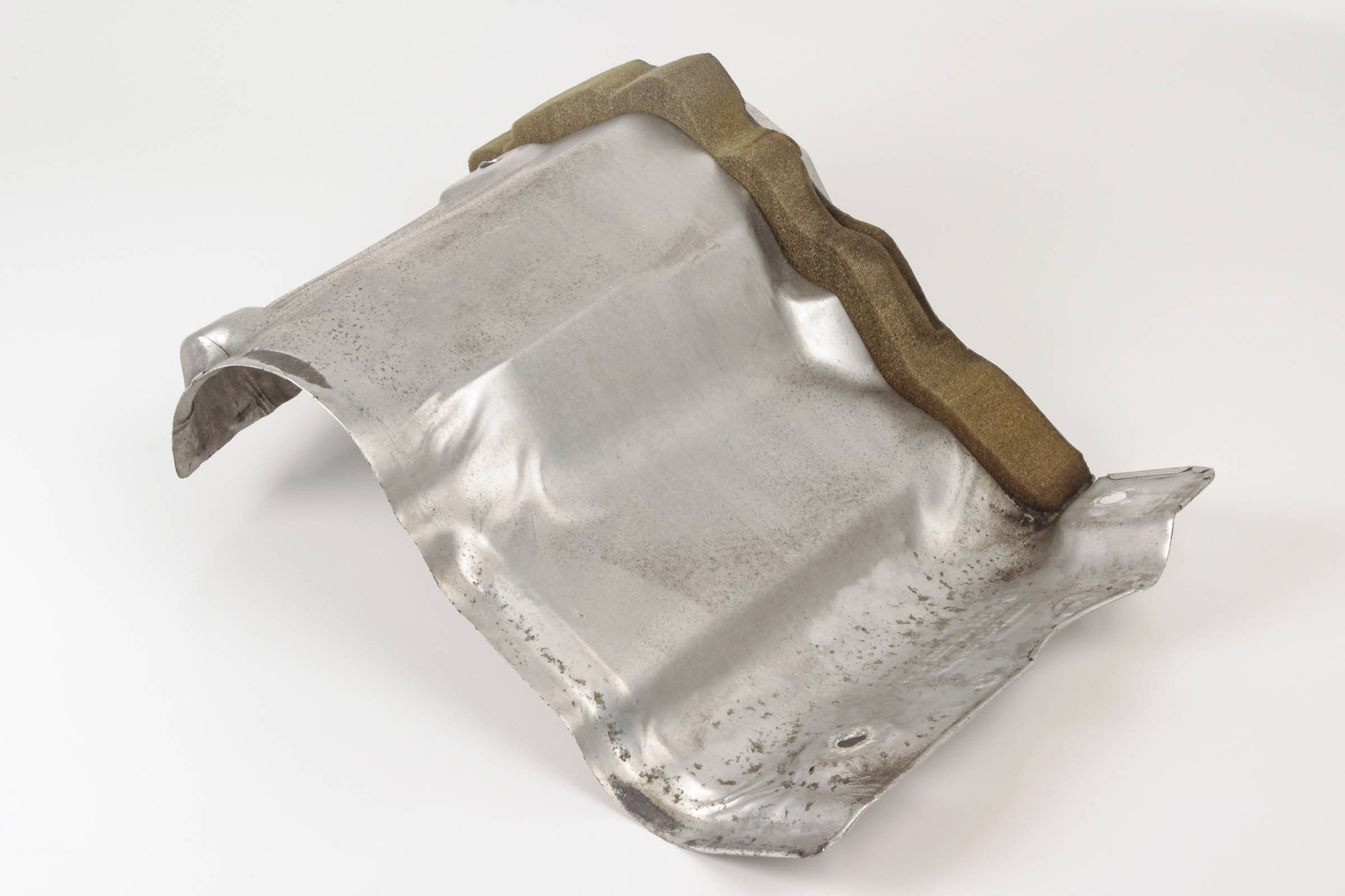 Mercedes 2046802222 Heat Shield - Right | W204 C X204 GLK C207 A207 E