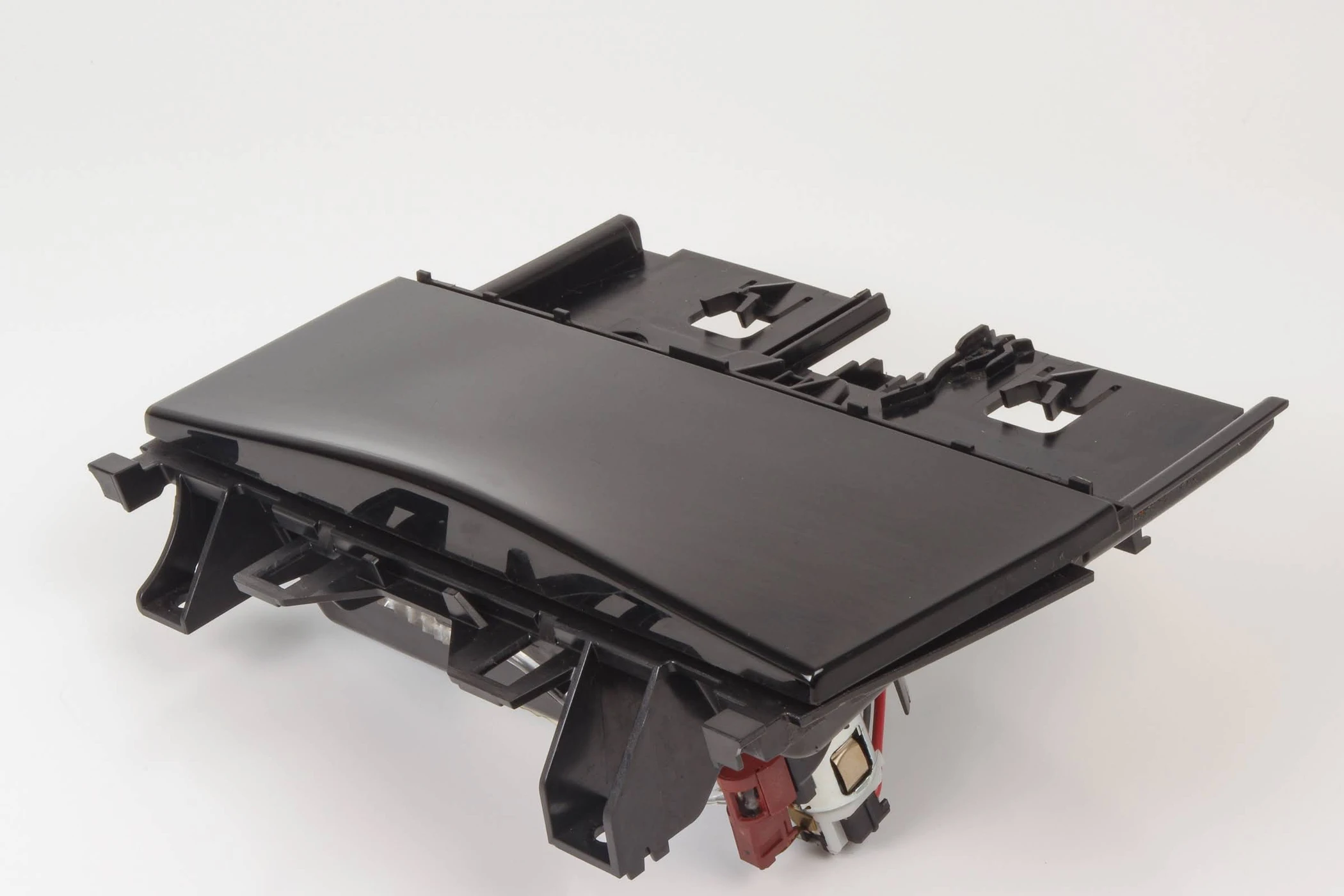 Mercedes 2048100068 Ashtray & Cigarette Lighter | W204 C