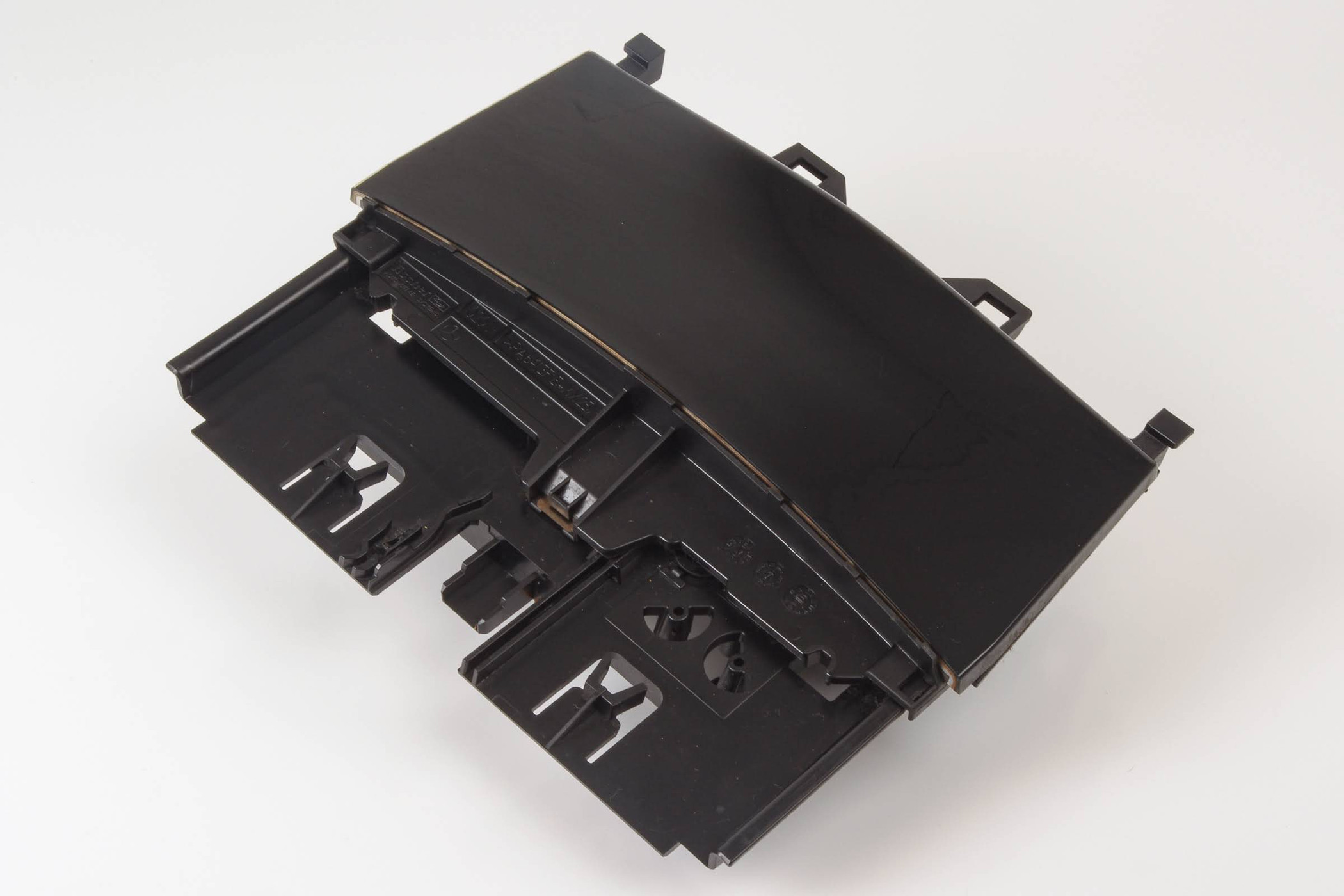 Mercedes 2048100068 Ashtray & Cigarette Lighter | W204 C