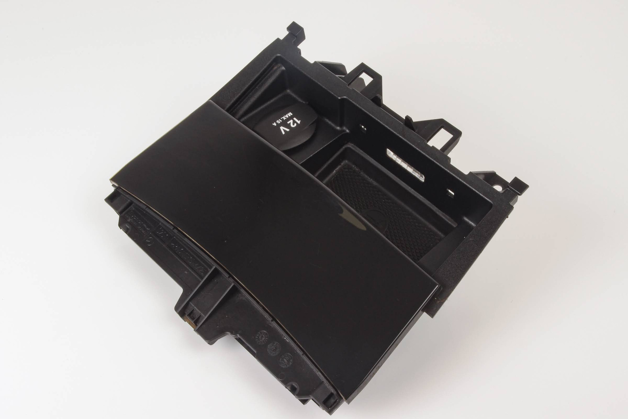 Mercedes 2048100068 Ashtray & Cigarette Lighter | W204 C