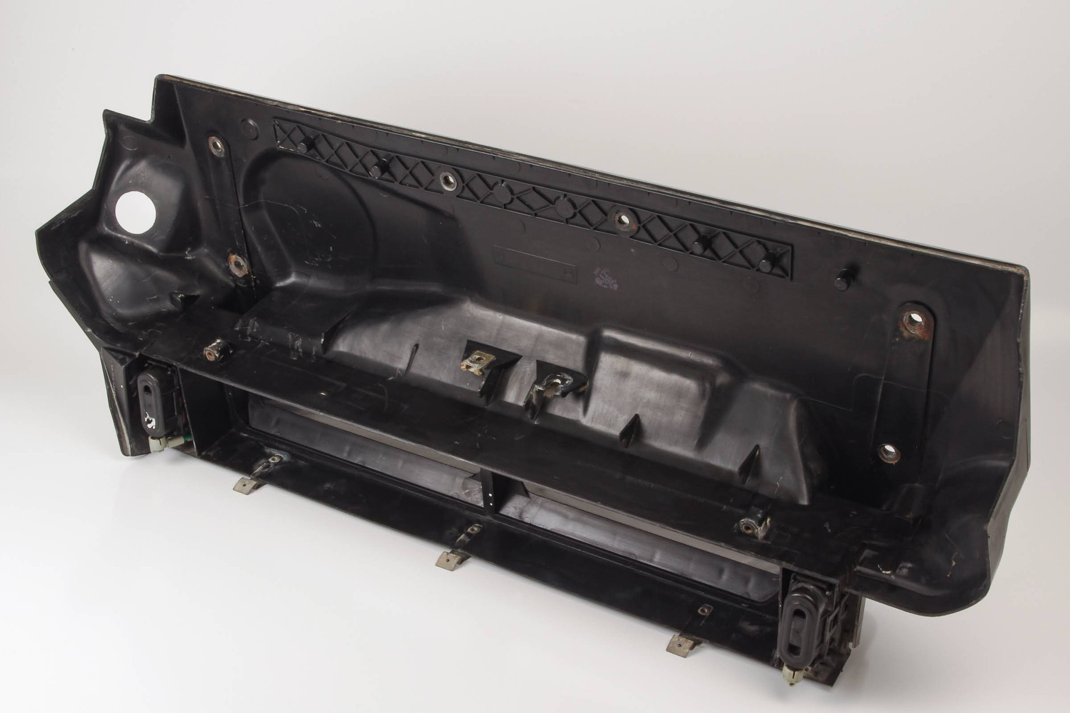 Mercedes 1298300628 Water Baffle | R129 SL