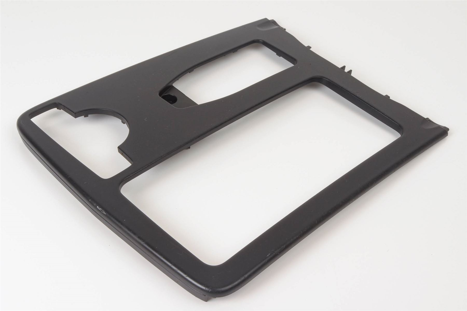 Mercedes 2046800207 Centre Console Surround - Black | W204 C C207 W212 S212 E