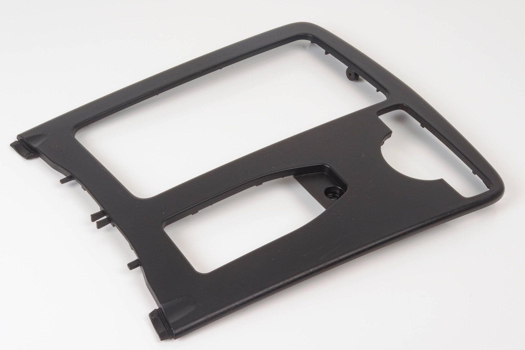 Mercedes 2046800207 Centre Console Surround - Black | W204 C C207 W212 S212 E