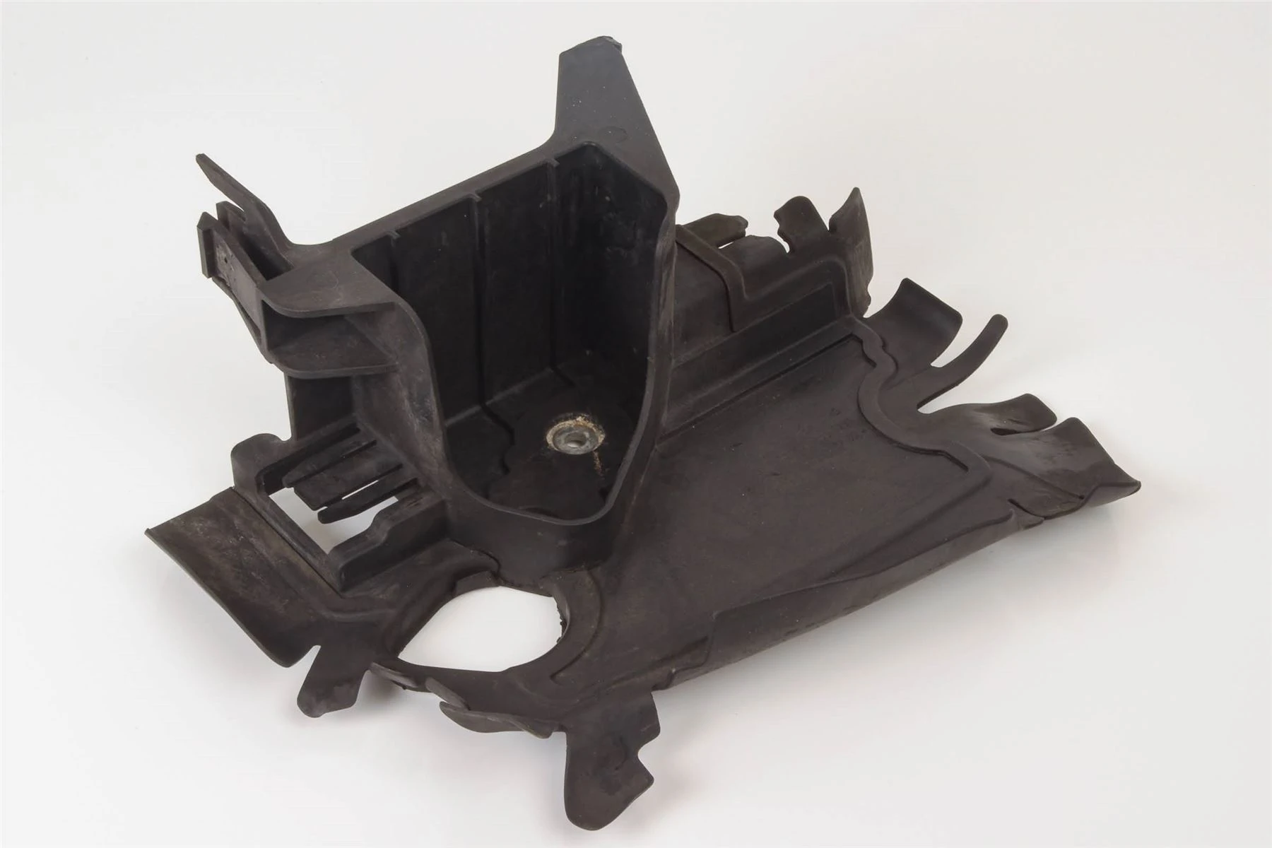 Mercedes 2125000231 AMG Oil Cooler Support - Right | W204 C W212 S212 E