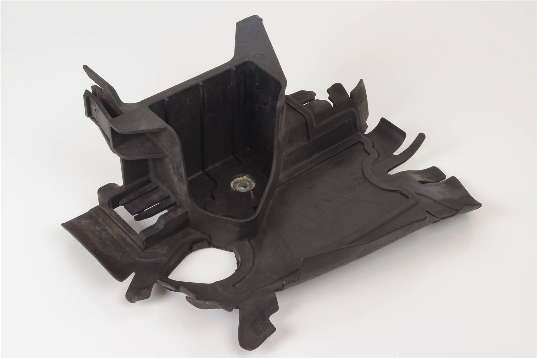 Mercedes 2125000231 AMG Oil Cooler Support - Right | W204 C W212 S212 E