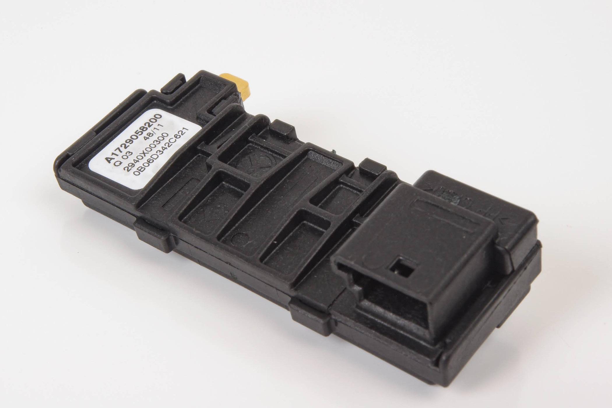 Mercedes 1729058200 Temperature Sensor | W117 CLA X156 GLA W166 M X166 GL...