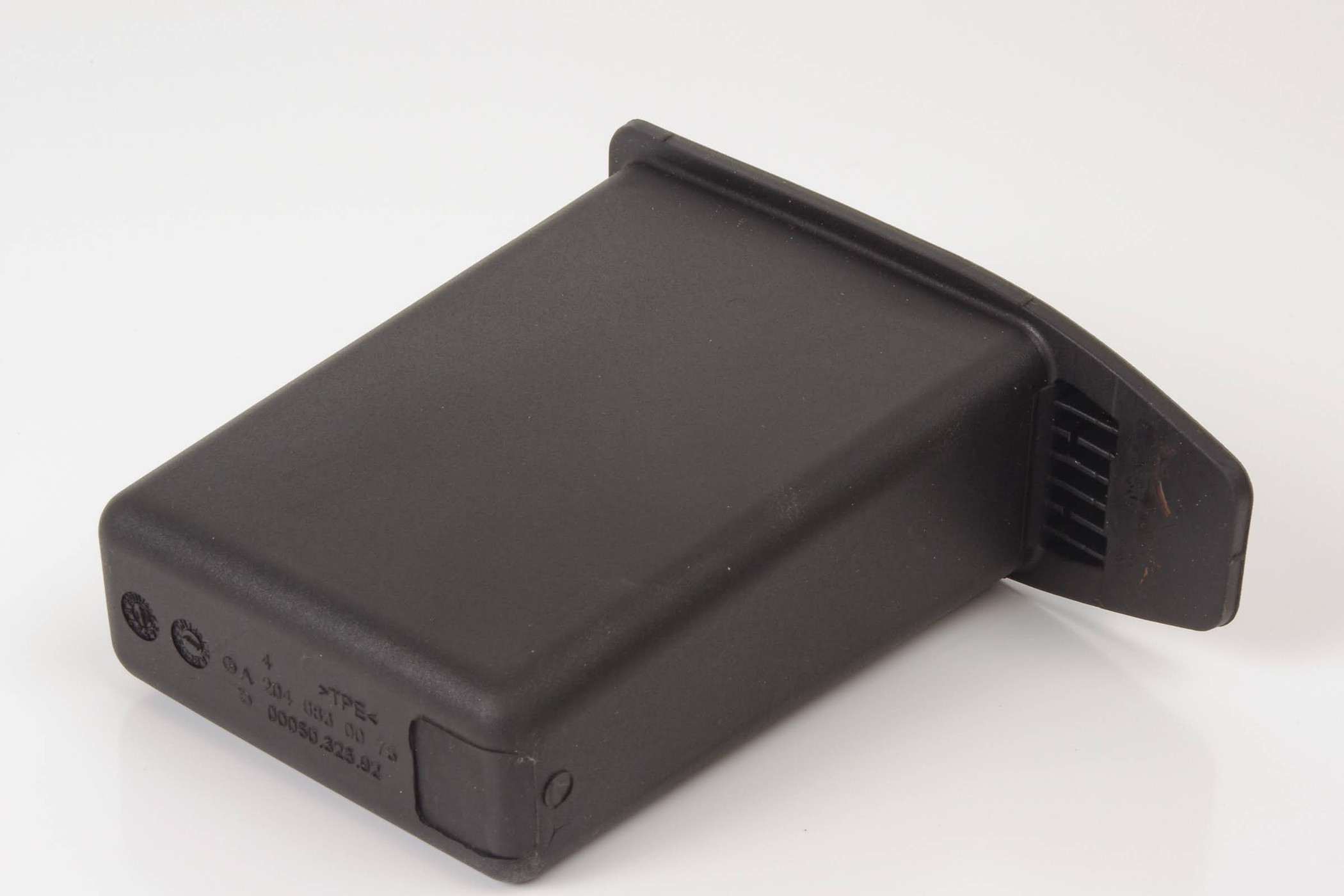 Mercedes 2046830075 Centre Console Storage | W204 C X204 GLK C207 W212 S212 E