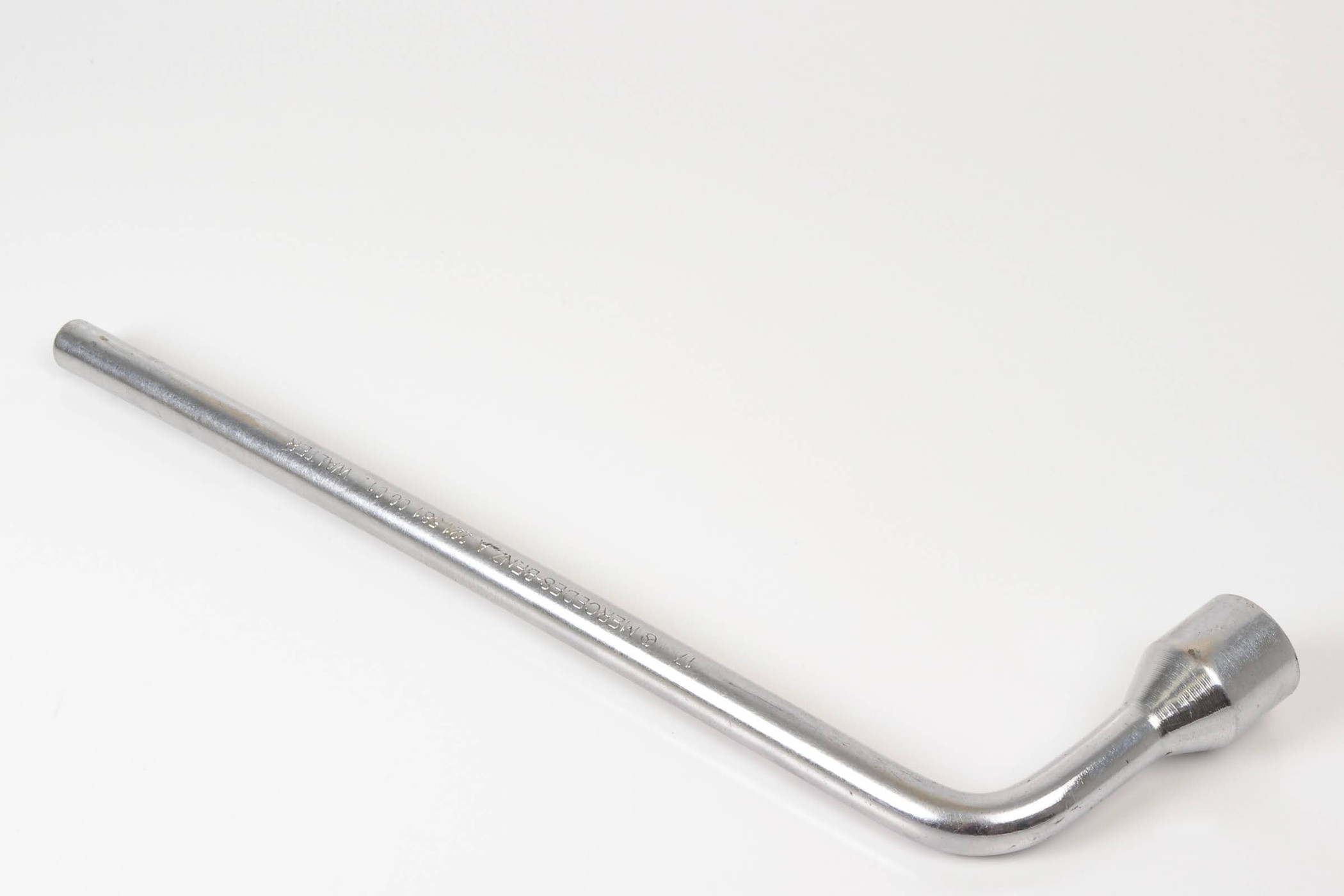 Mercedes 2215810001 Socket Wrench | C107 R107 W113 R129 R230 R231 SL W108...