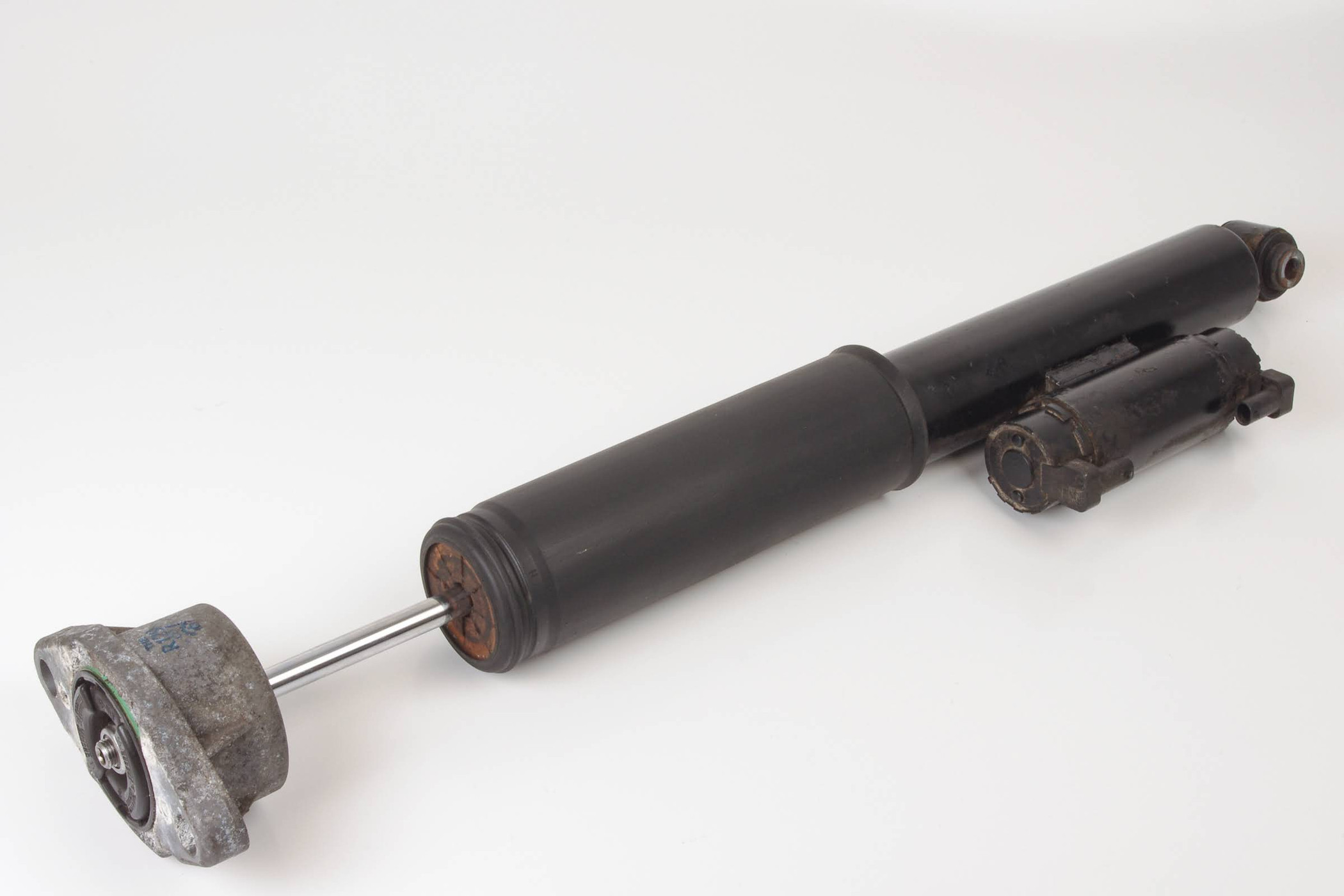 Mercedes 2053206100 AMG Shock Absorber - Rear Right | W205 C