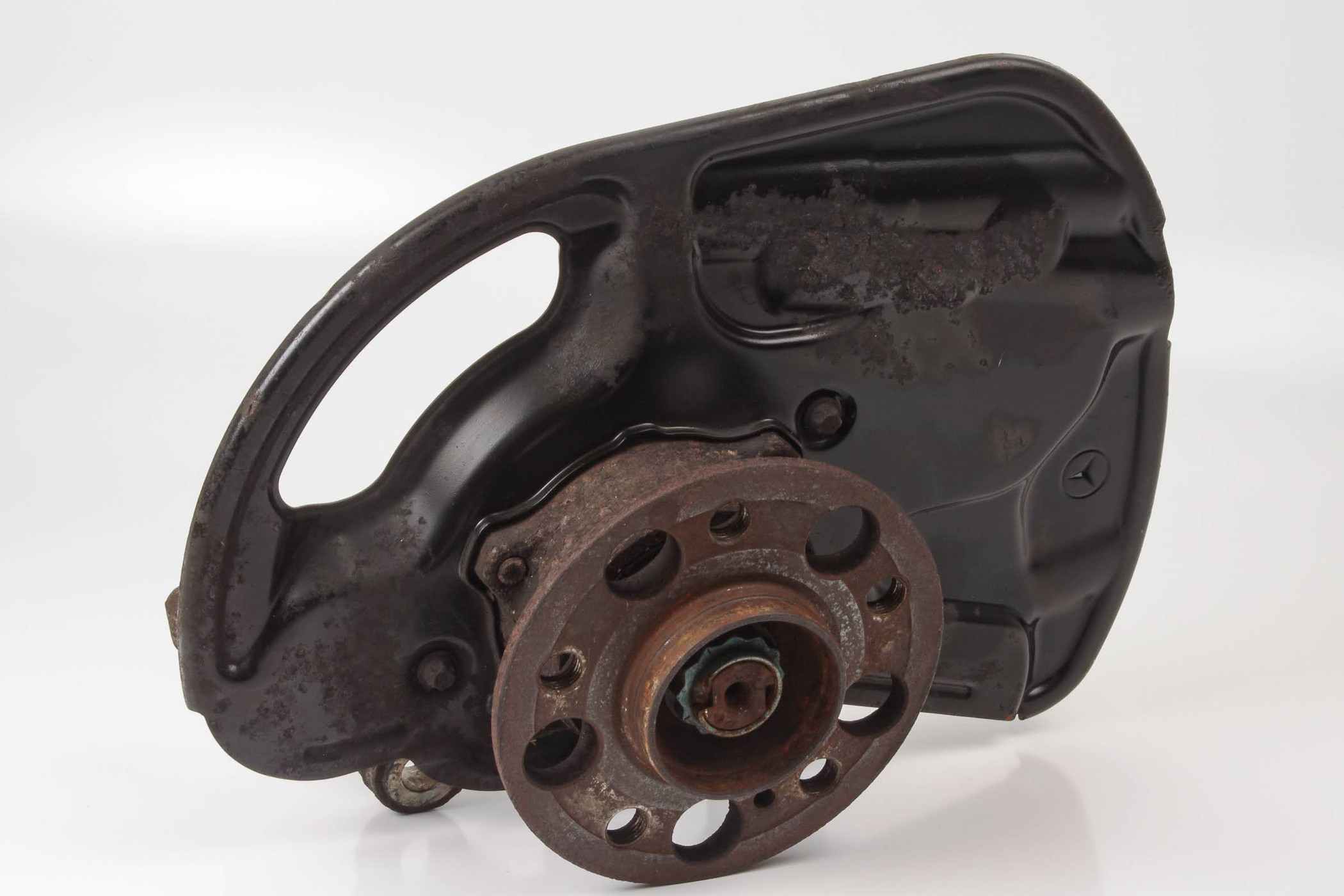 Mercedes 2043324201 AMG Wheel Carrier - Front Right | W204 C