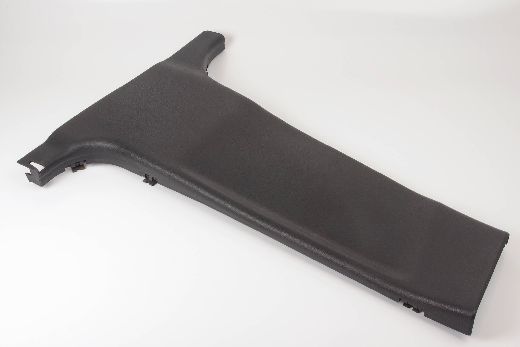 Mercedes 2046900425 B Pillar Trim - Right Black (a) | W204 C