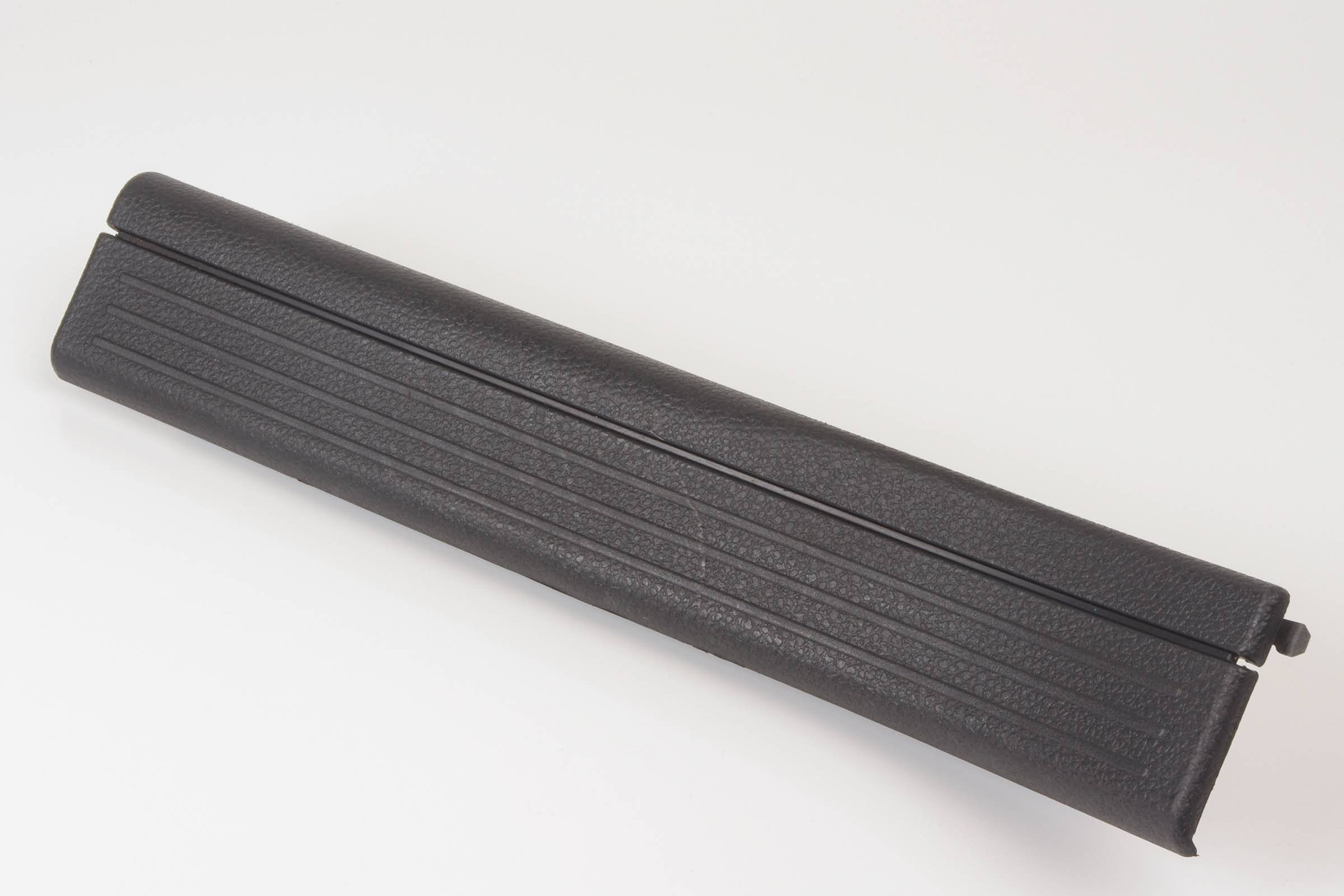 Mercedes 2046860336 Door Sill - Rear Left Black | W204 C X204 GLK