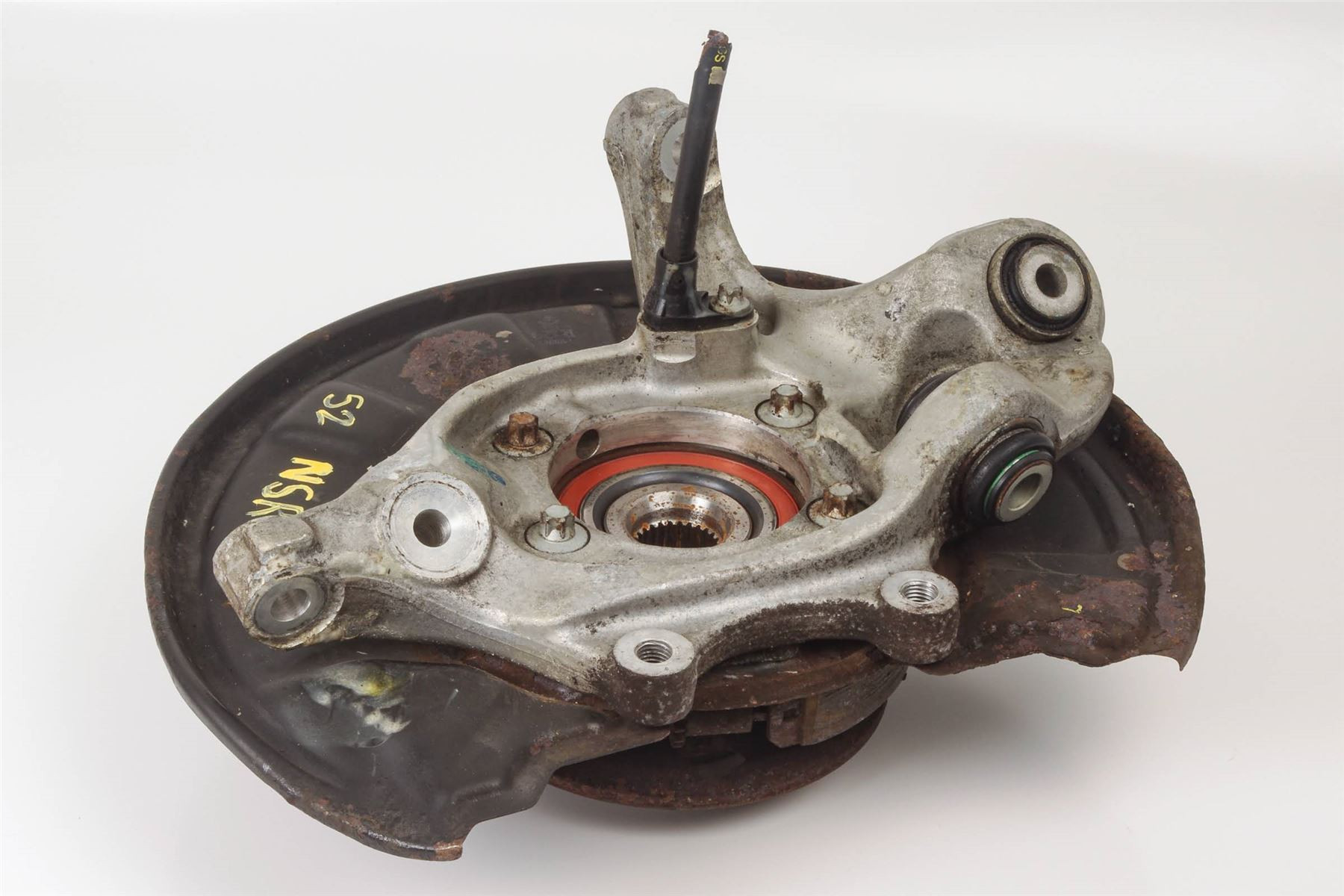 Mercedes 2043501341 AMG Wheel Carrier - Rear Left | W204 C