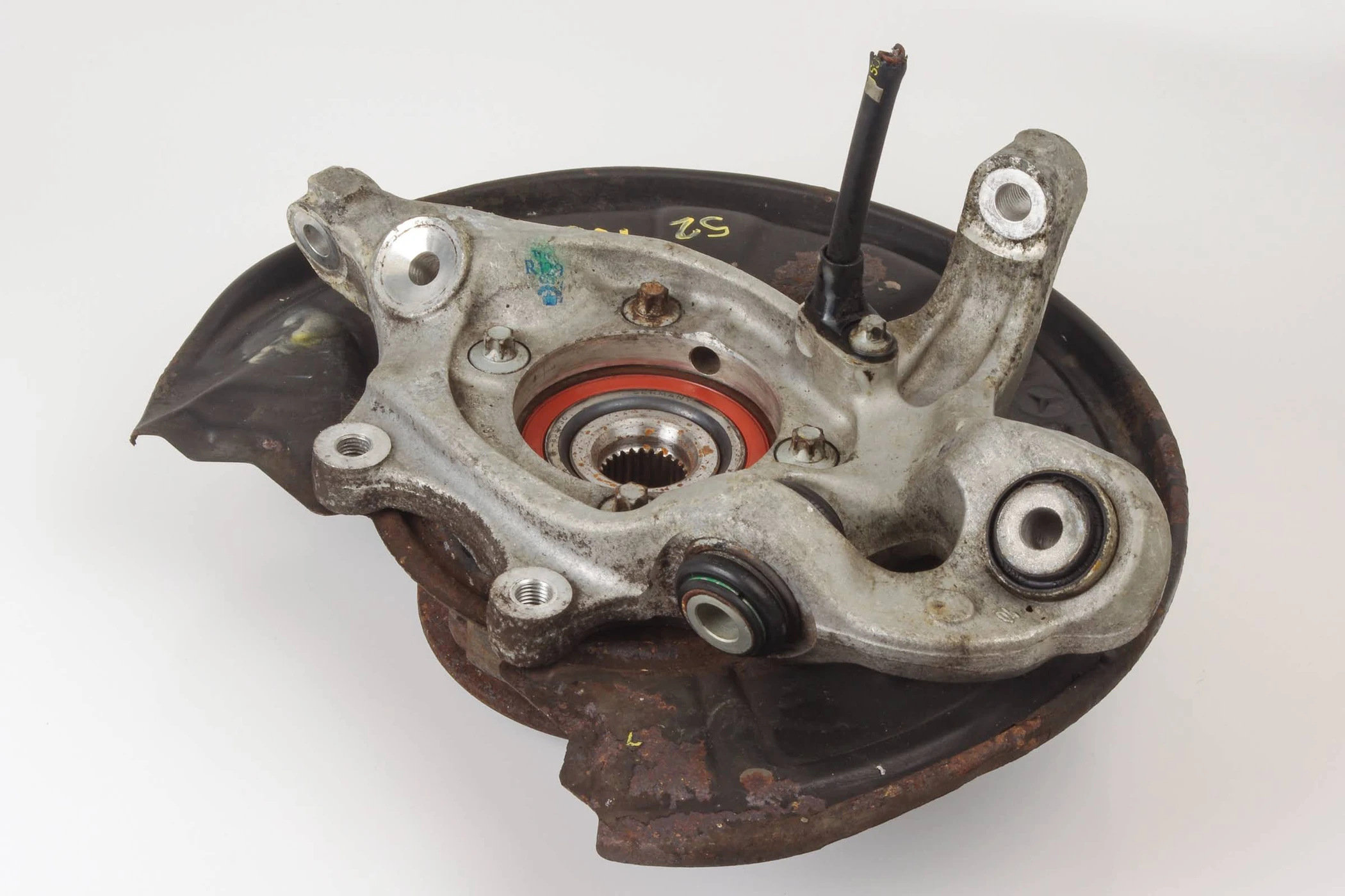 Mercedes 2043501341 AMG Wheel Carrier - Rear Left | W204 C