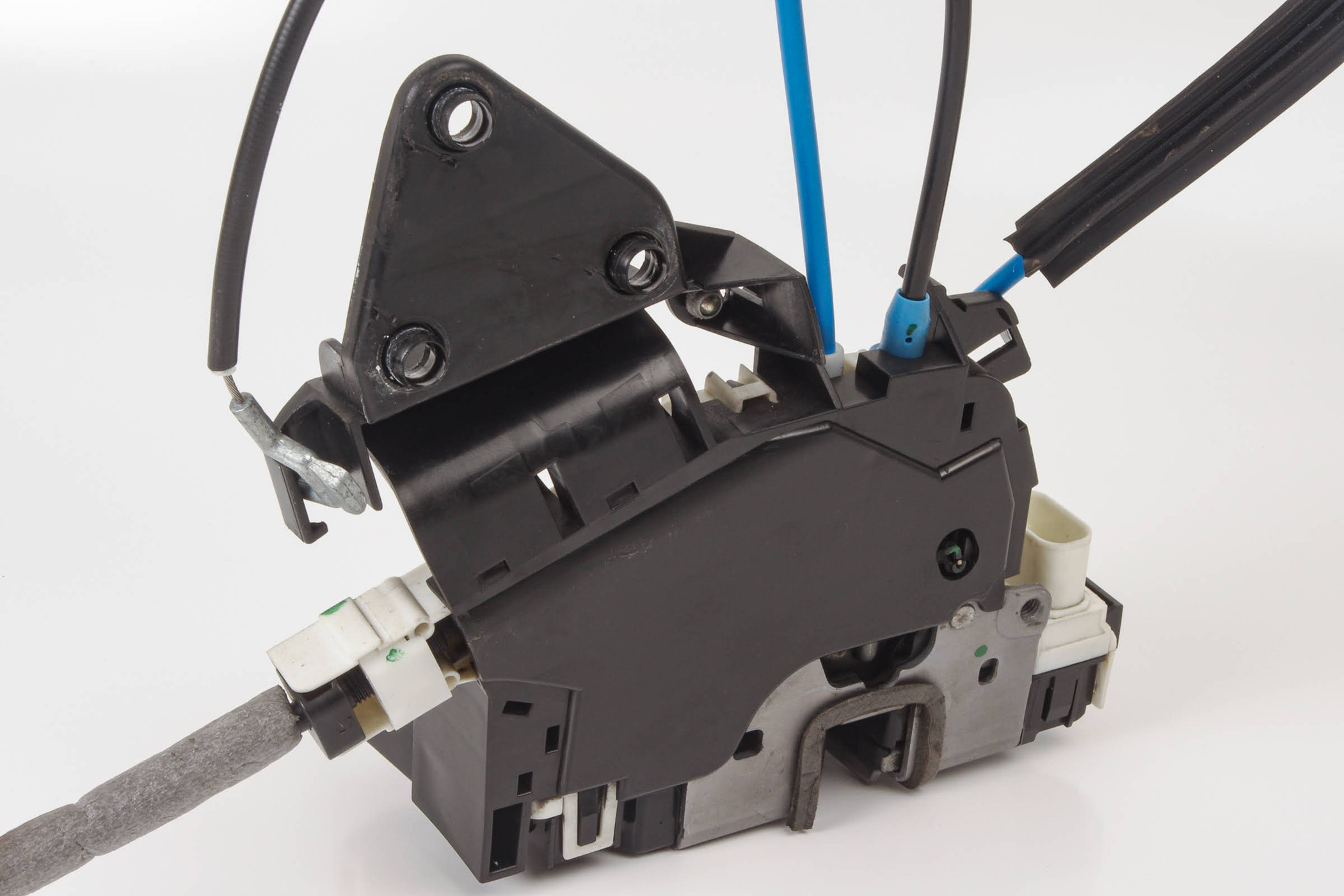 Mercedes 2047303635 Door Lock - Rear Right | W117 CLA X156 GLA W166 M X166 GL...