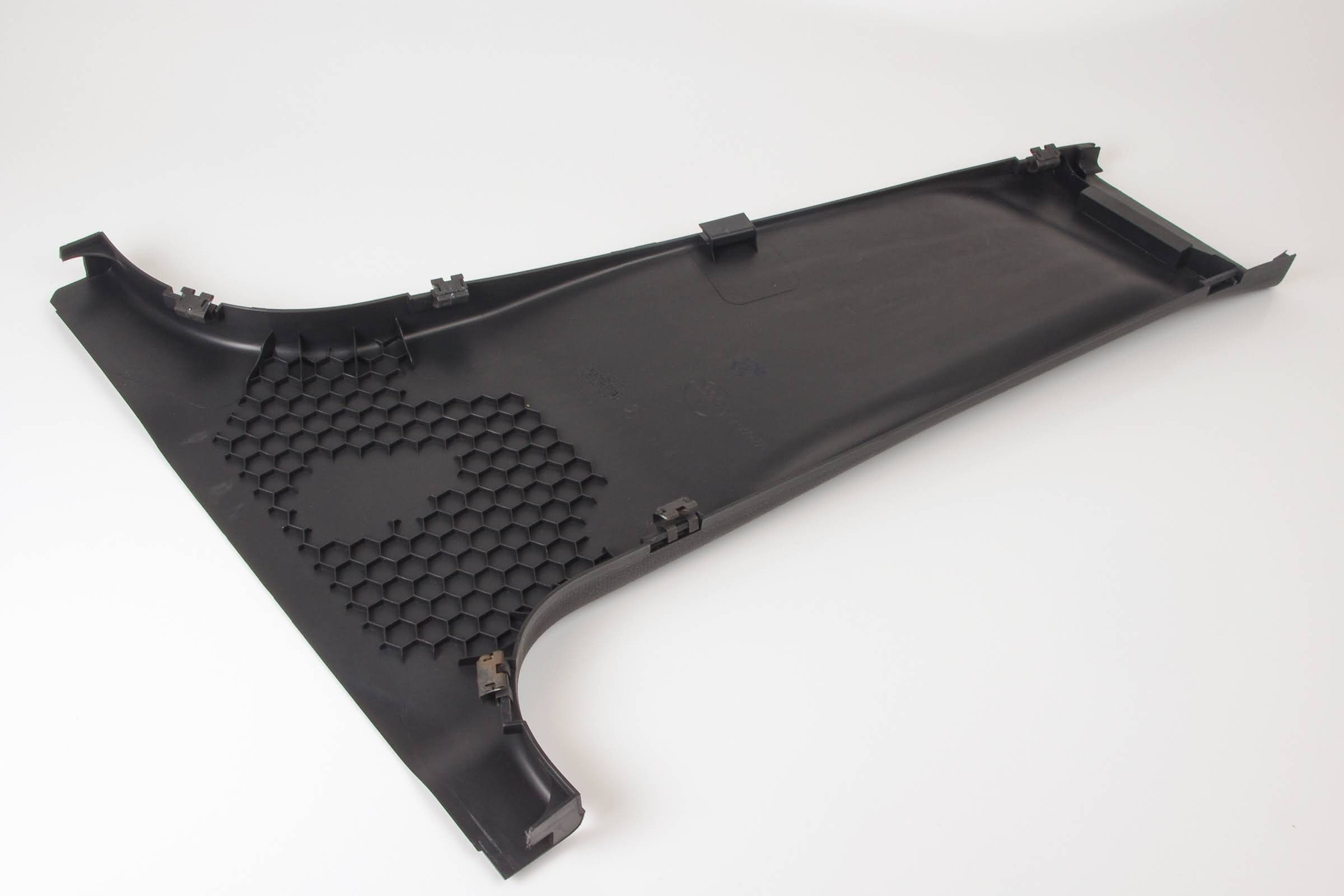 Mercedes 2046900525 B Pillar Trim - Left Black (a) | W204 C