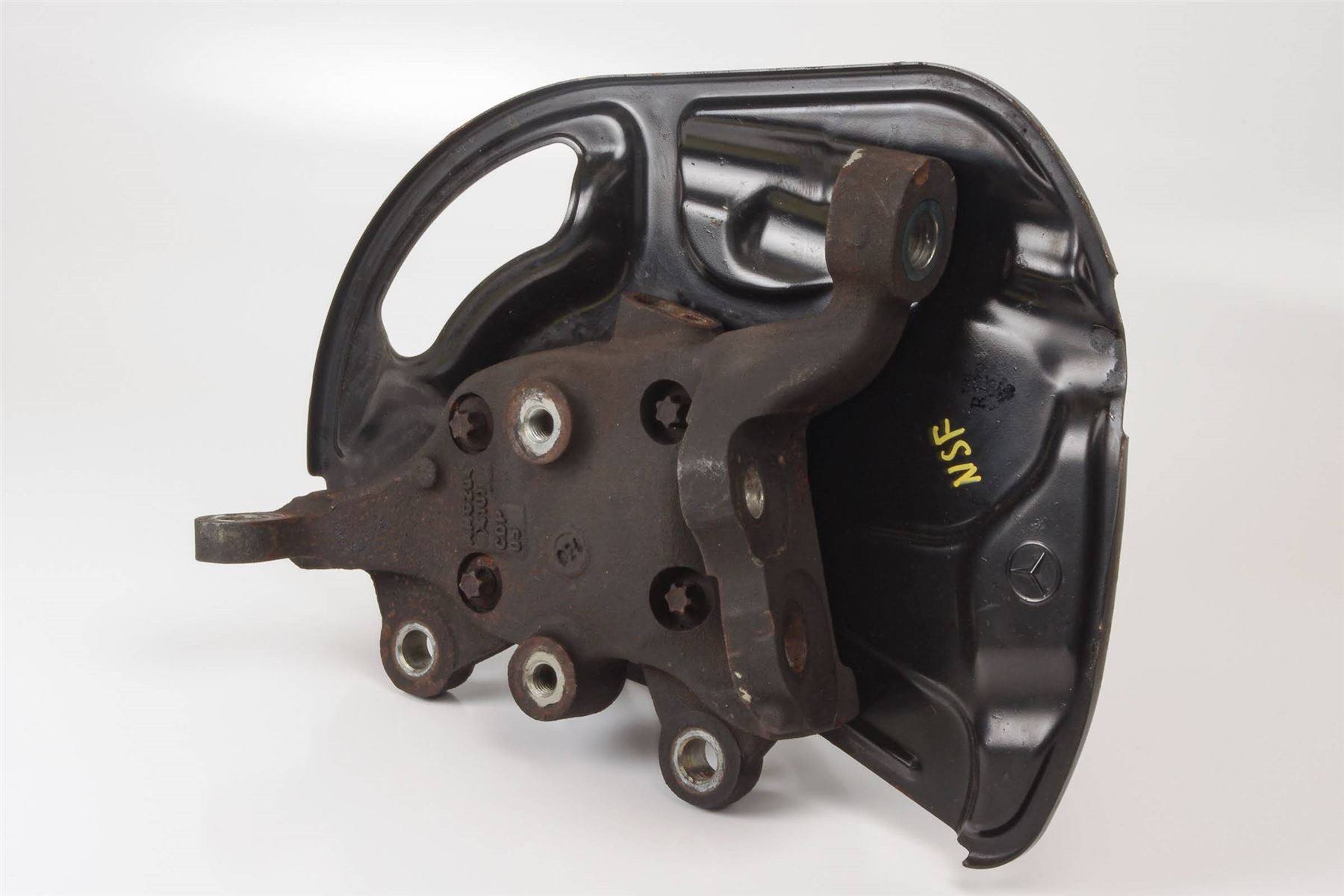 Mercedes 2043324101 AMG Wheel Carrier - Front Left | W204 C