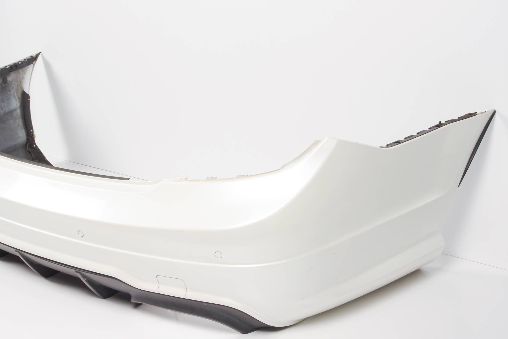 Mercedes 2048809047 AMG Bumper - Rear White | W204 C X204 GLK