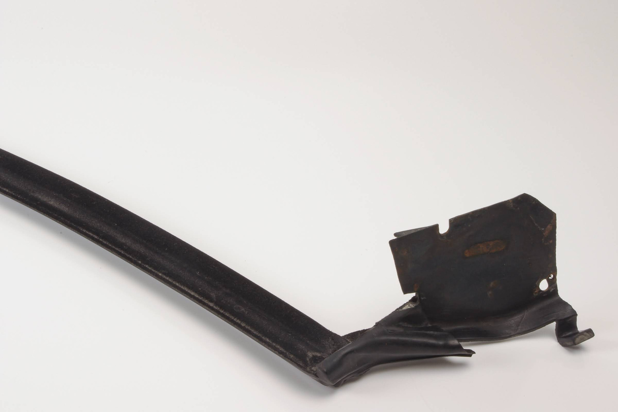 Mercedes 1297200524 Window Seal - Left (a) | R129 SL