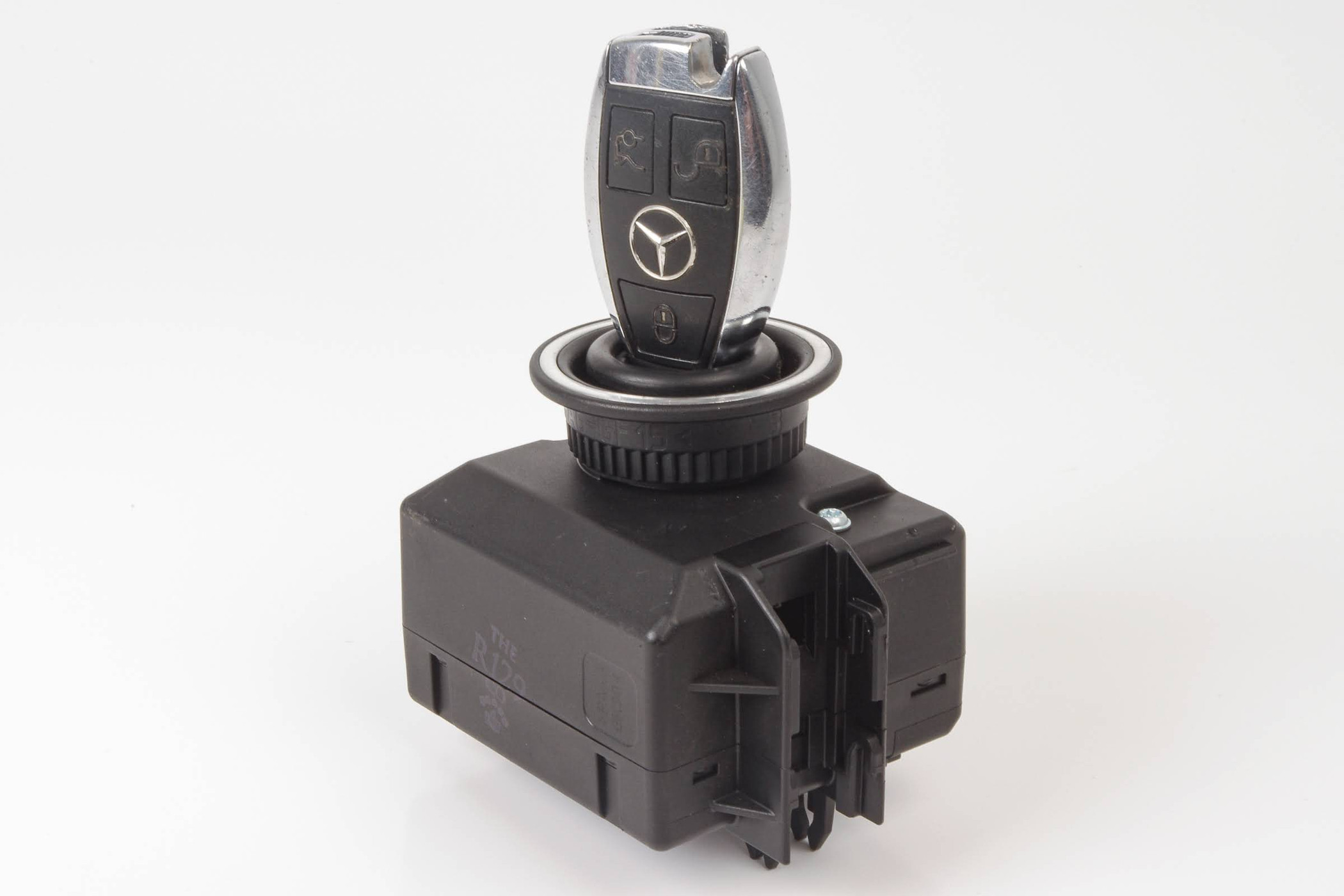 Mercedes 2079052600 Ignition Switch | W204 C X204 GLK C207 A207 E