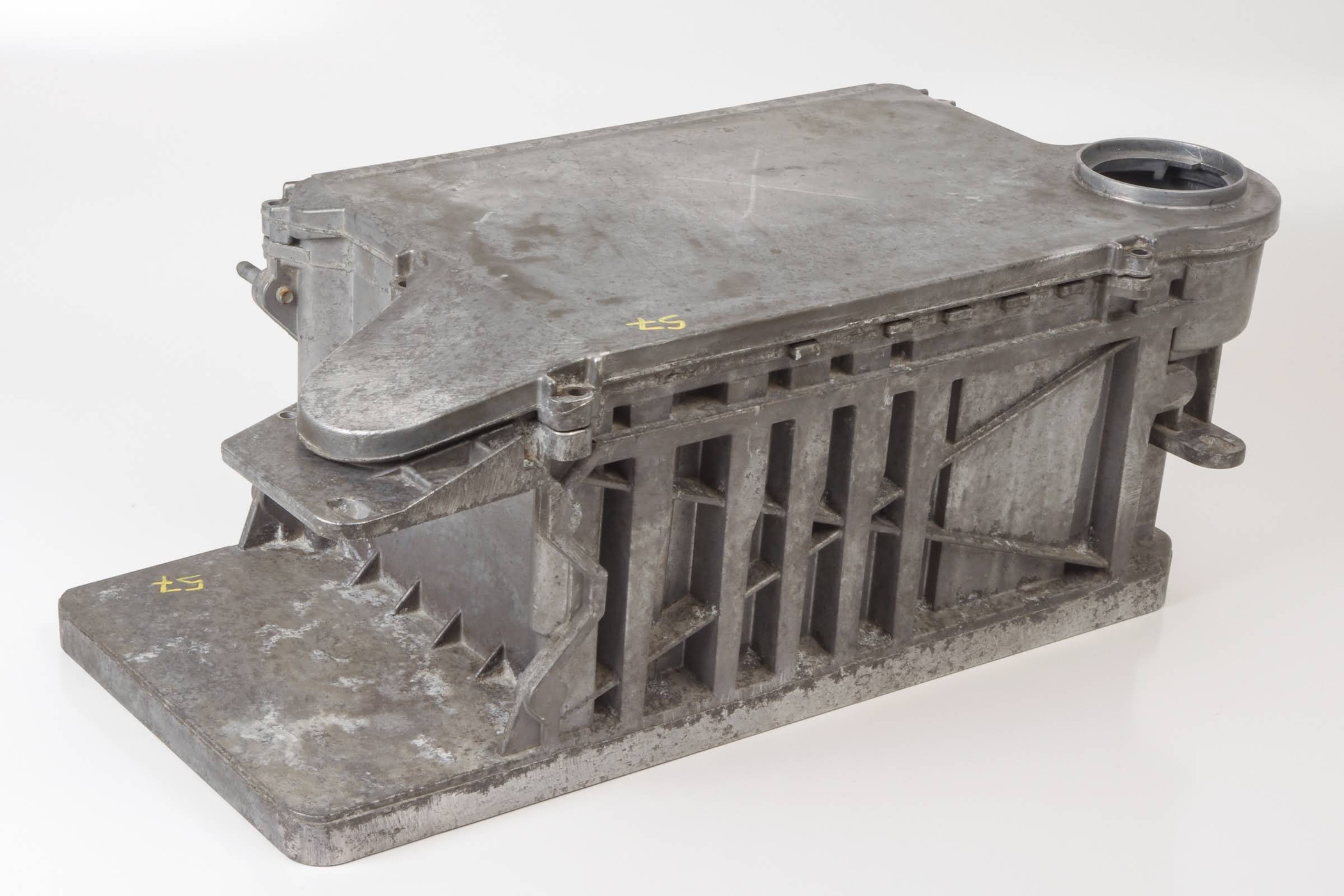 Mercedes 1295400424 ECU Case | R129 SL