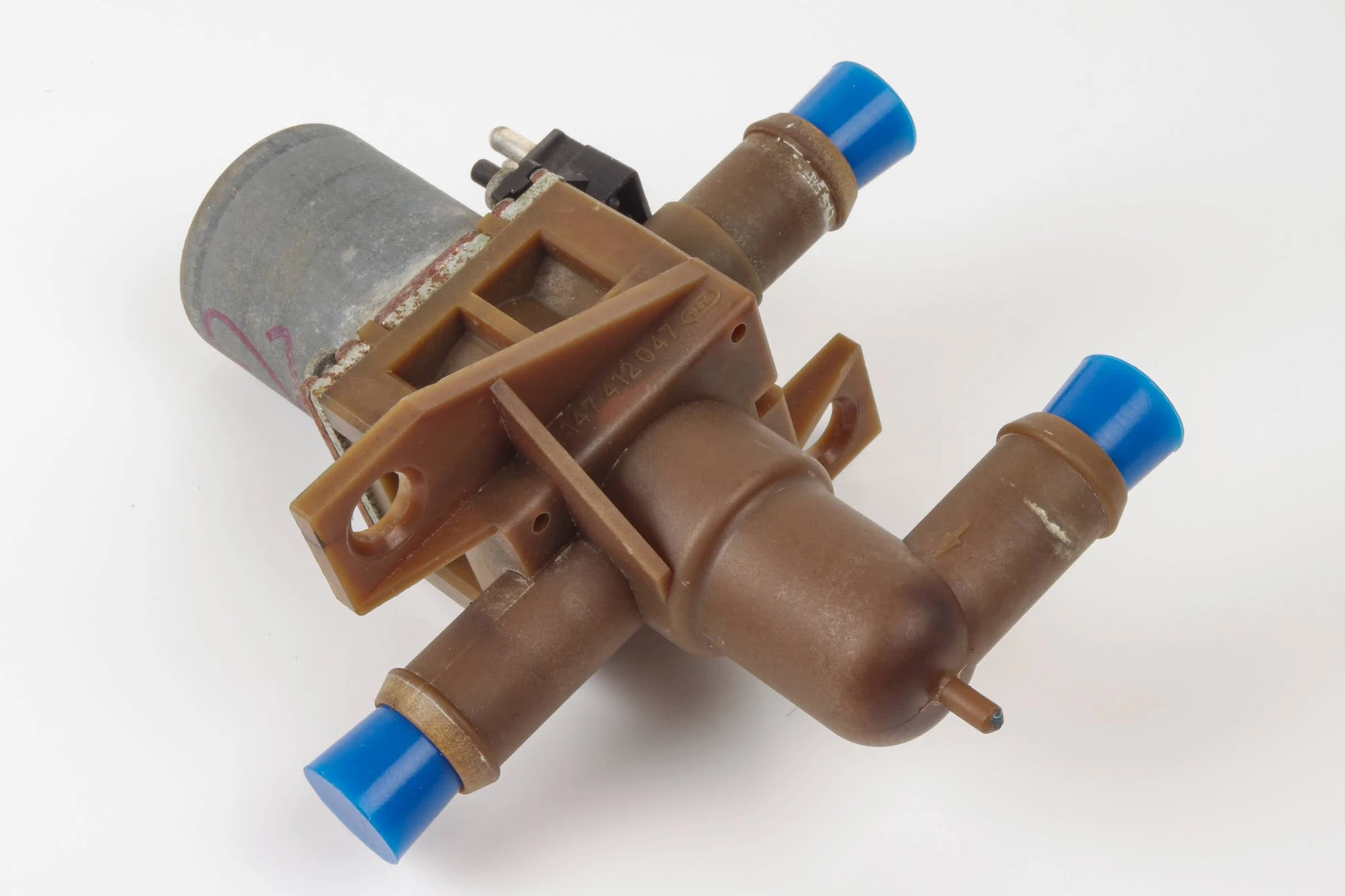 Mercedes 0018300684 Heater Valve | R129 SL W638 W639 V