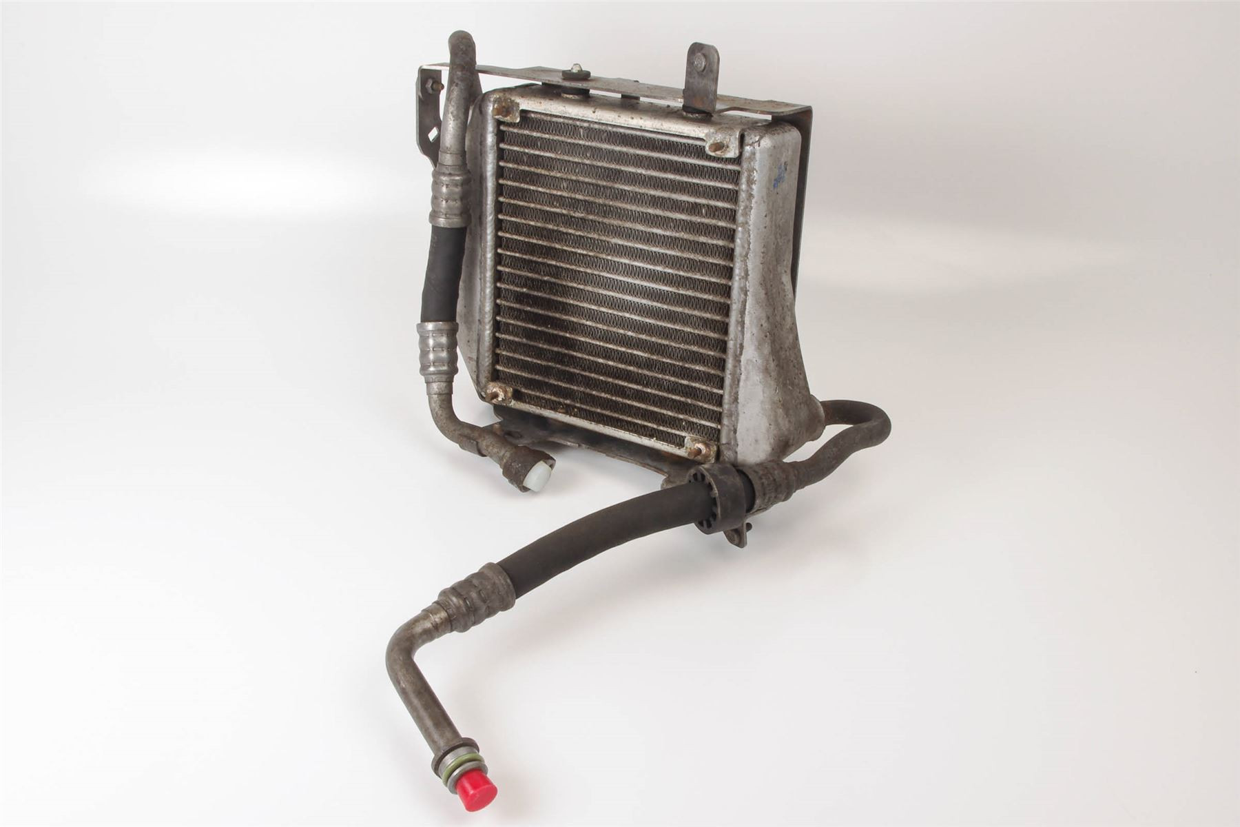 Mercedes 2095000600 AMG Oil Cooler | W204 C C209 A209 CLK W211 W212 E C219...