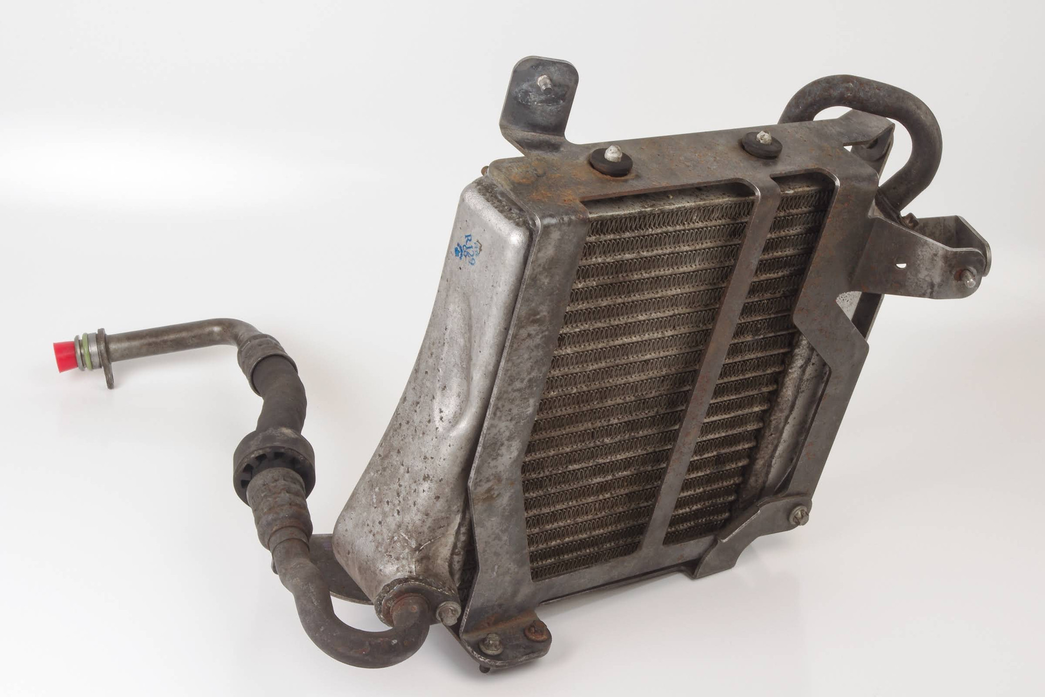 Mercedes 2095000600 AMG Oil Cooler | W204 C C209 A209 CLK W211 W212 E C219...