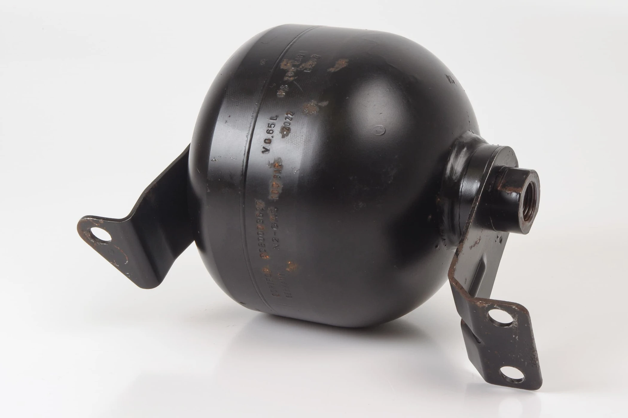 Mercedes 2203270000 Suspension Accumulator | R230 SL