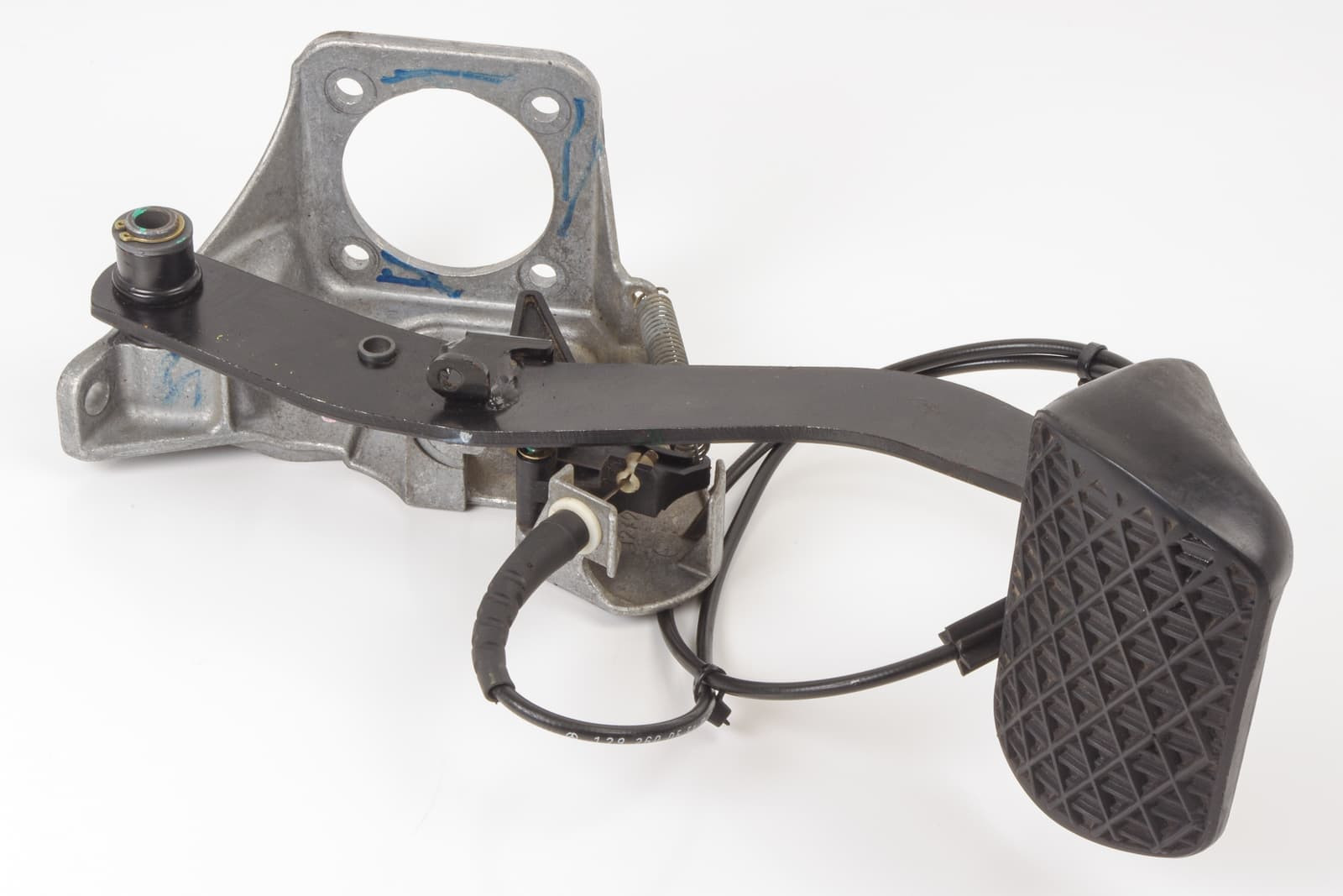 Mercedes 1242901818 Brake Pedal Assembly | S124 W124 V124 C124 A124 E R129 SL