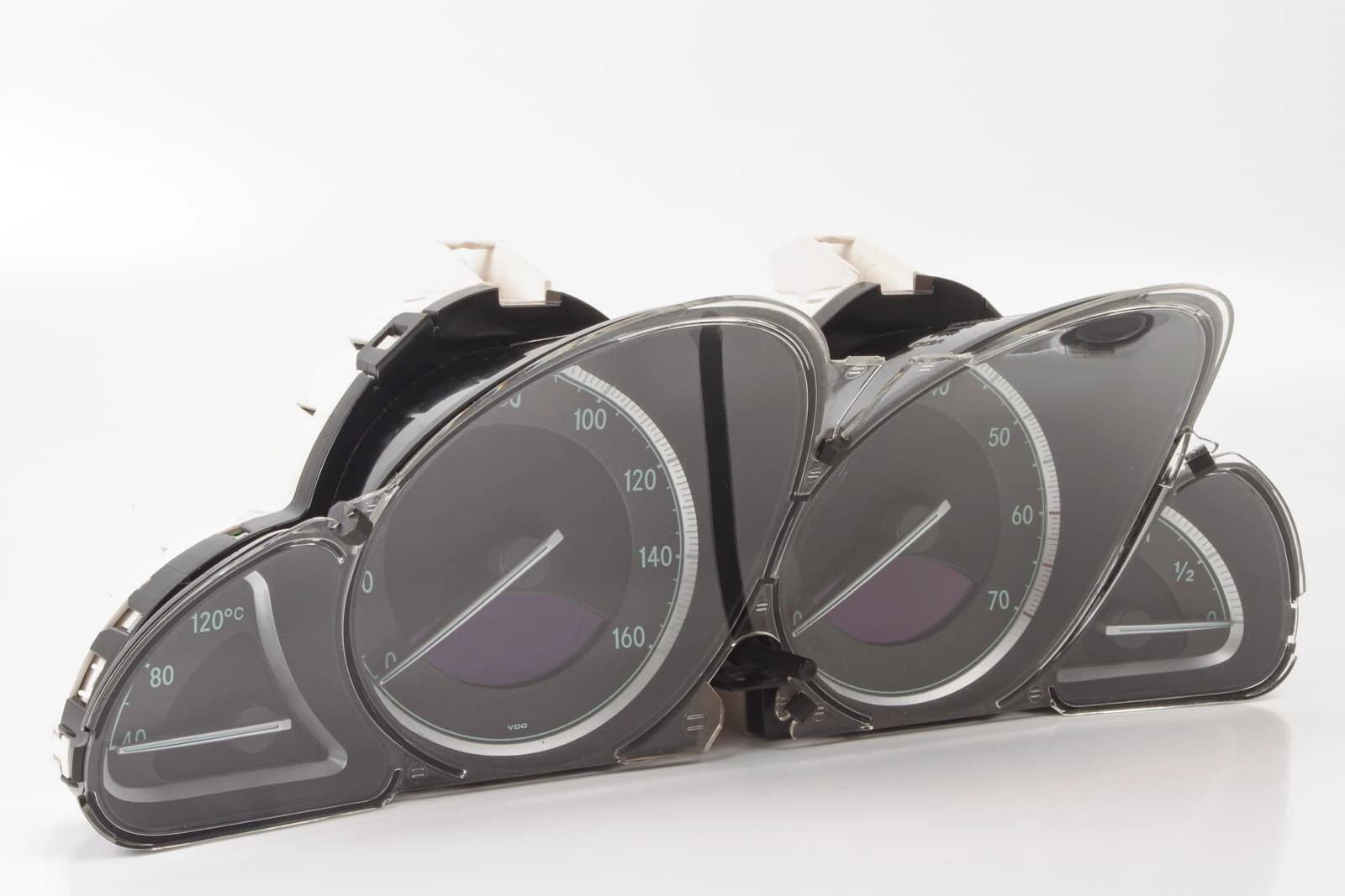 Mercedes 2305405211 Instrument Cluster | R230 SL