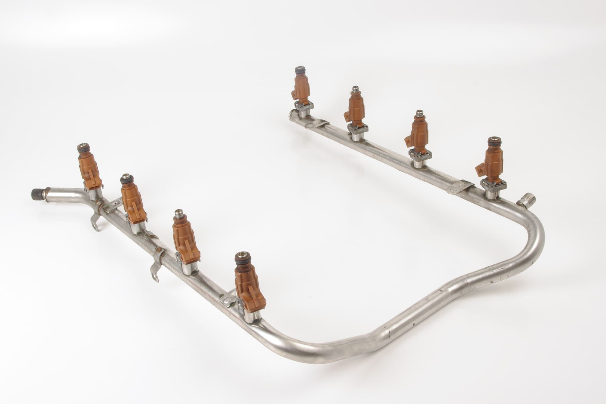 Mercedes 1130700595 Fuel Rail & Injector Set | W211 E C215 CL C219 CLS W220 S...
