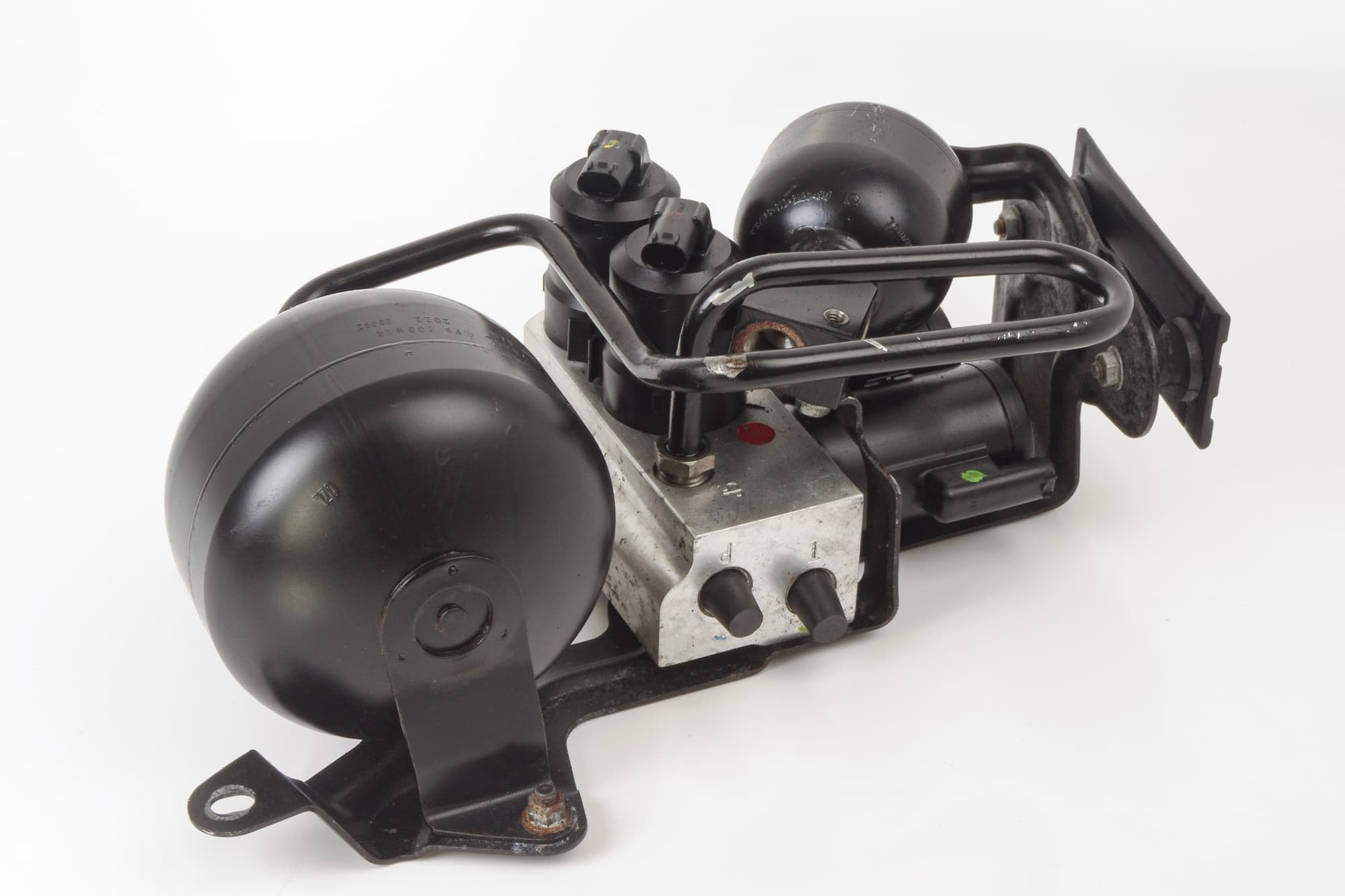 Mercedes 2203200358 ABC Valve Block - Front (a) | R129 R230 SL C215 CL W220 S