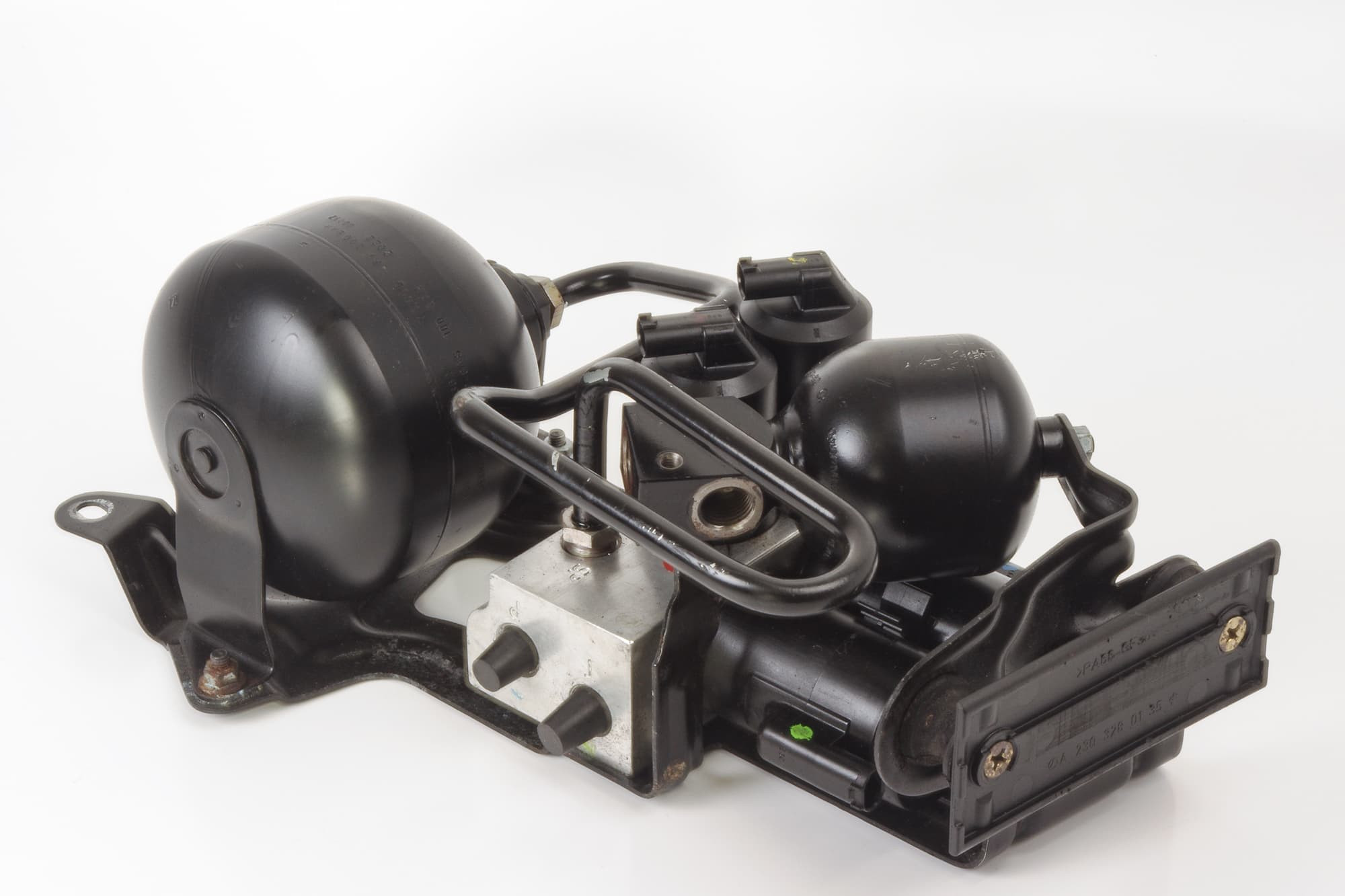 Mercedes 2203200358 ABC Valve Block - Front (a) | R129 R230 SL C215 CL W220 S