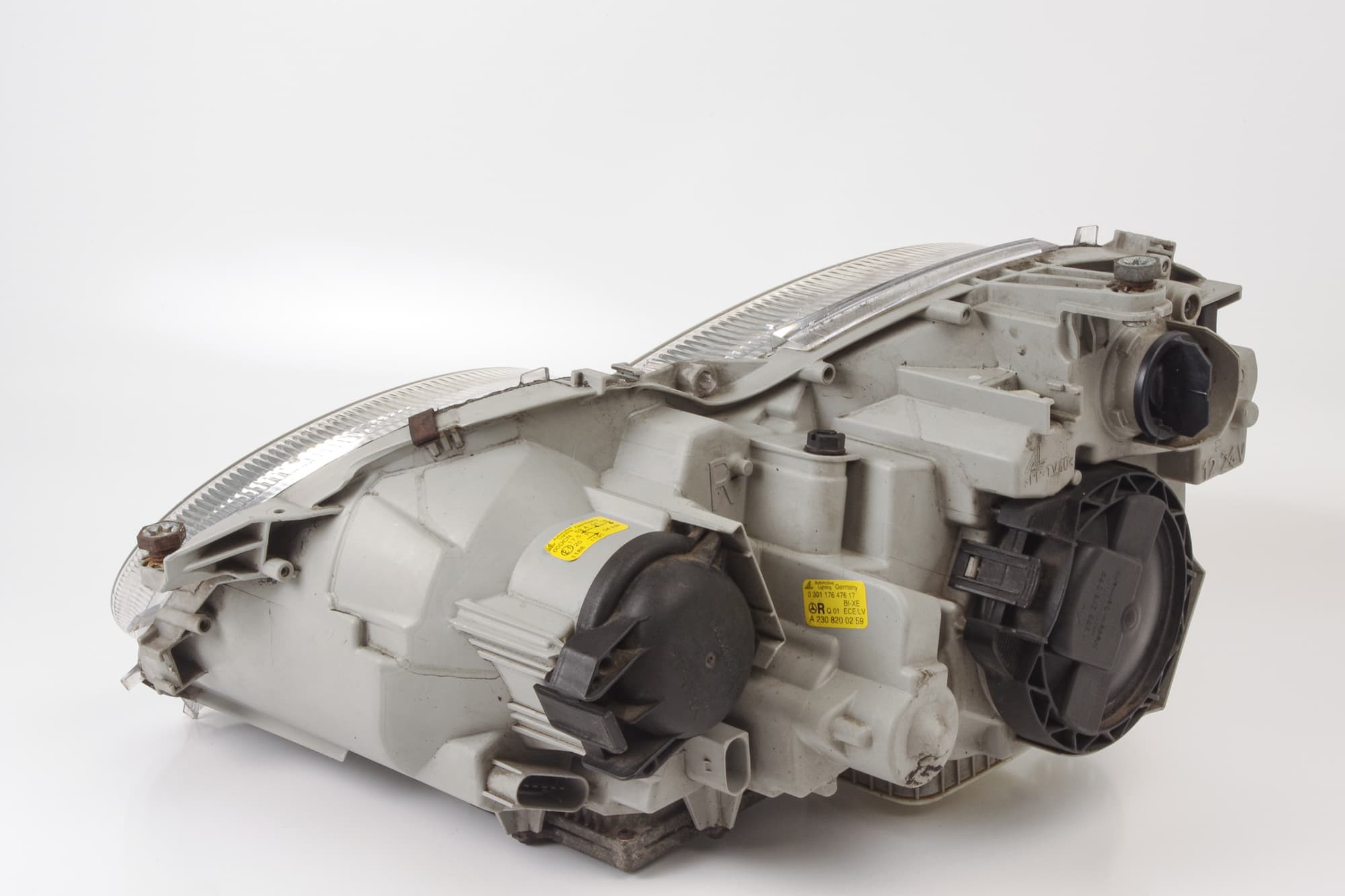 Mercedes 2308200259 Headlight - Right (a) | R230 SL