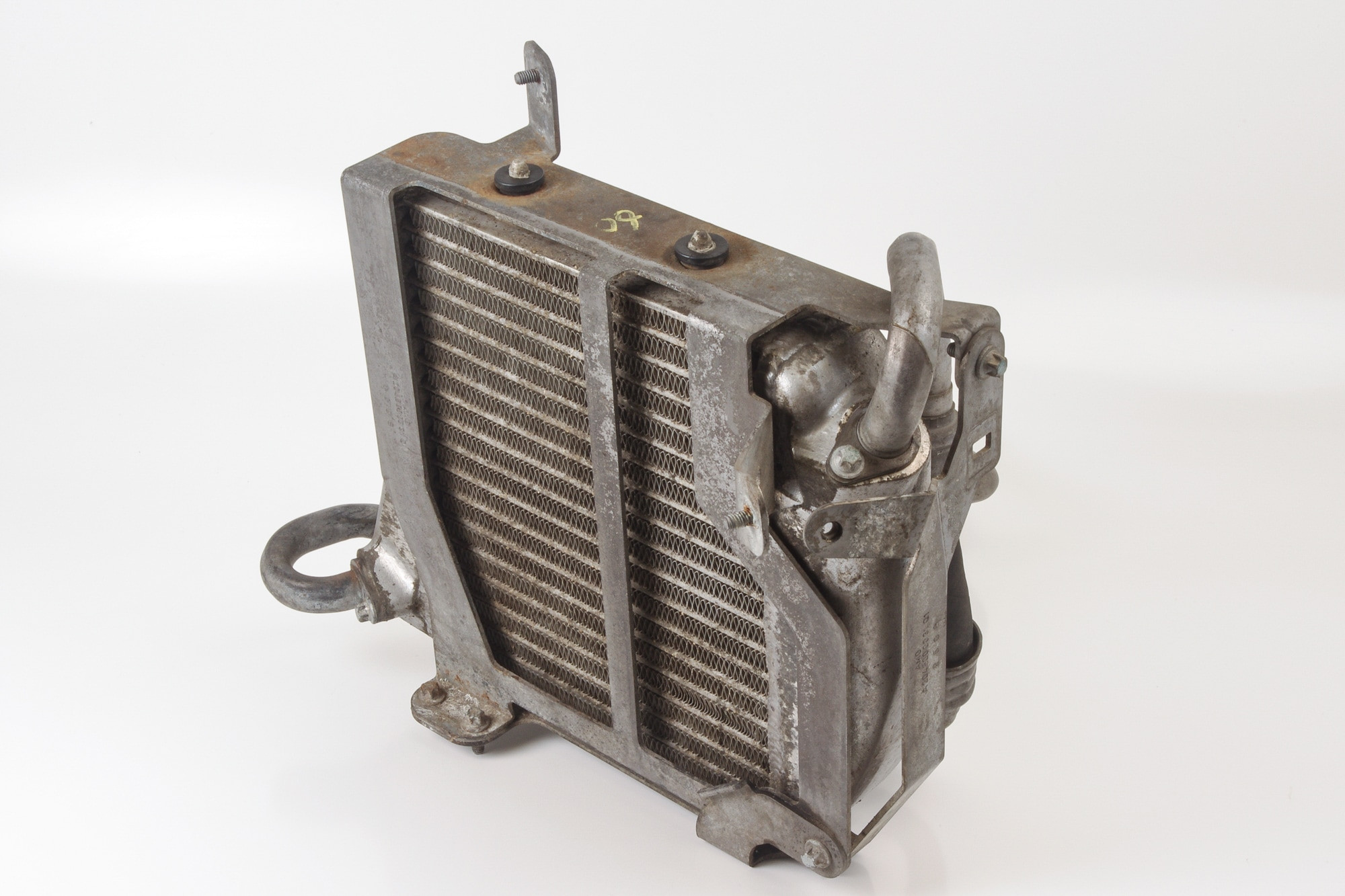 Mercedes 2095000600 AMG Oil Cooler (a) | W204 C C209 A209 CLK W211 W212 E...