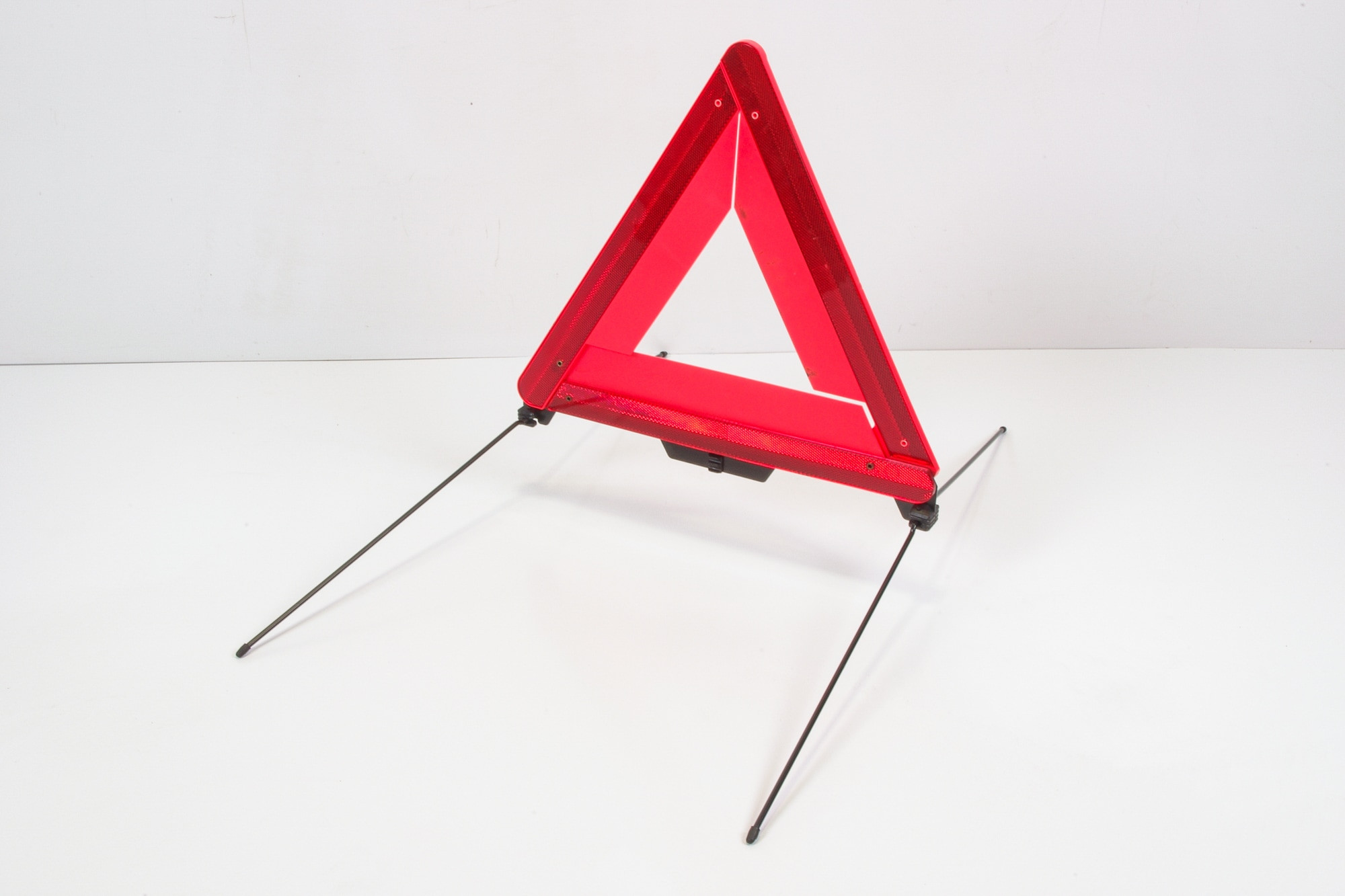 Mercedes 2118900397 Warning Triangle | W204 C W211 W212 E