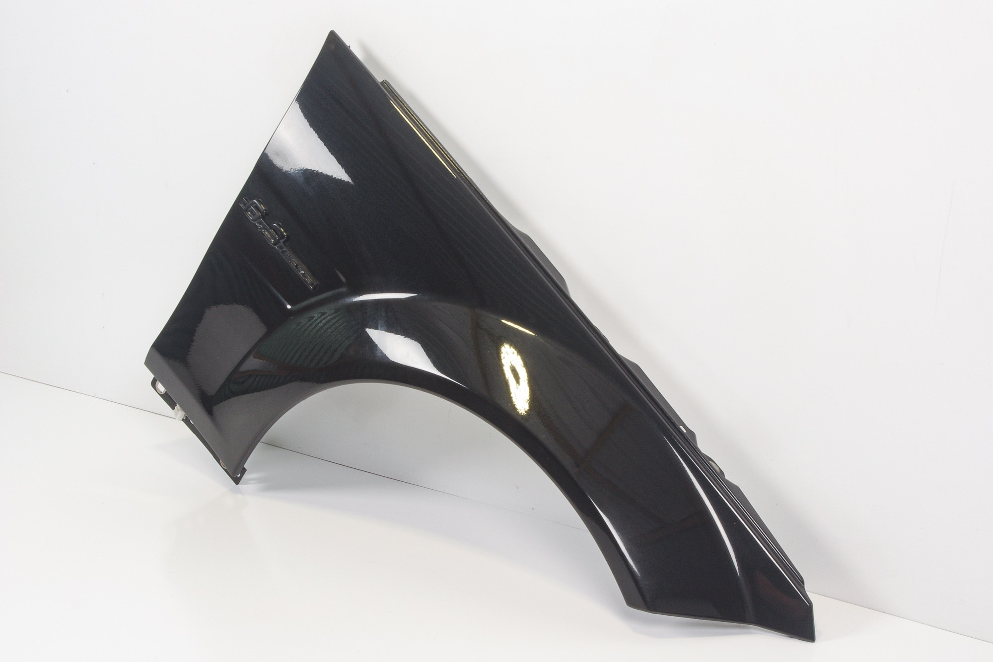 Mercedes 2048800818 AMG Wing - Front Right Black (a) | W204 C