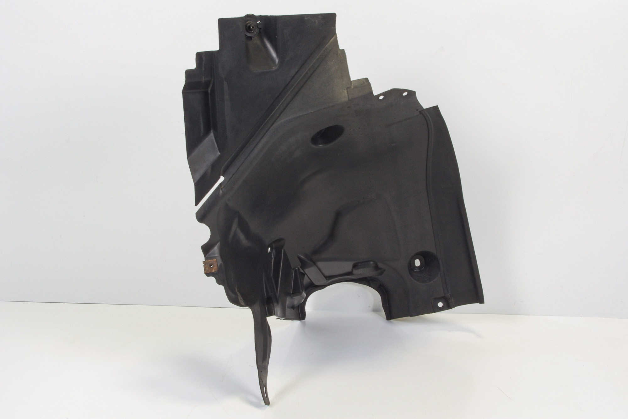 Mercedes 2046903830 Wheel Arch Liner - Front Right | W204 C