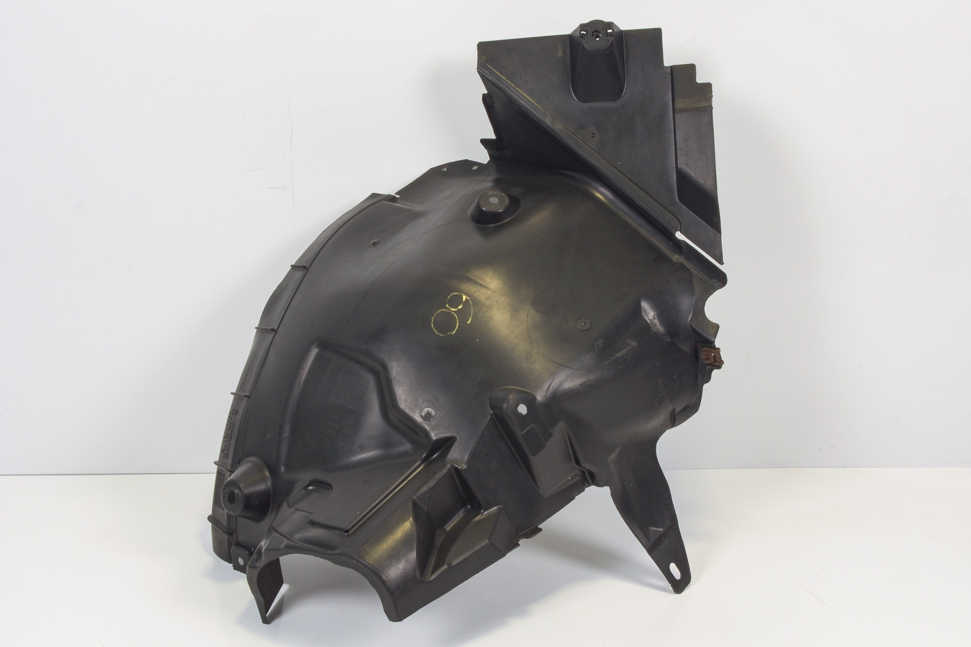 Mercedes 2046903830 Wheel Arch Liner - Front Right | W204 C