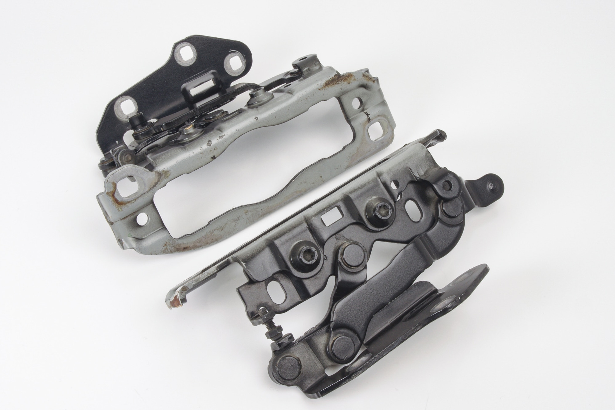 Mercedes 2048800728 Bonnet Hinge x2 - Black | W204 C W212 E C218 X218 CLS