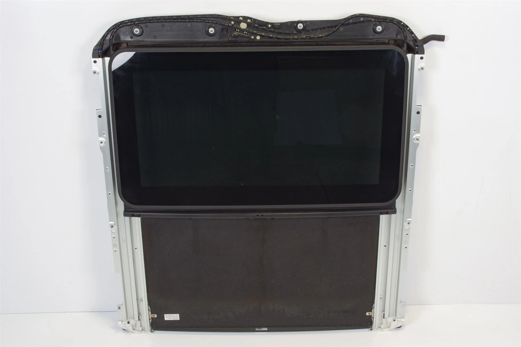 Mercedes 2047800029 Sunroof - Black | W117 CLA X156 GLA W166 M X166 GL R172...