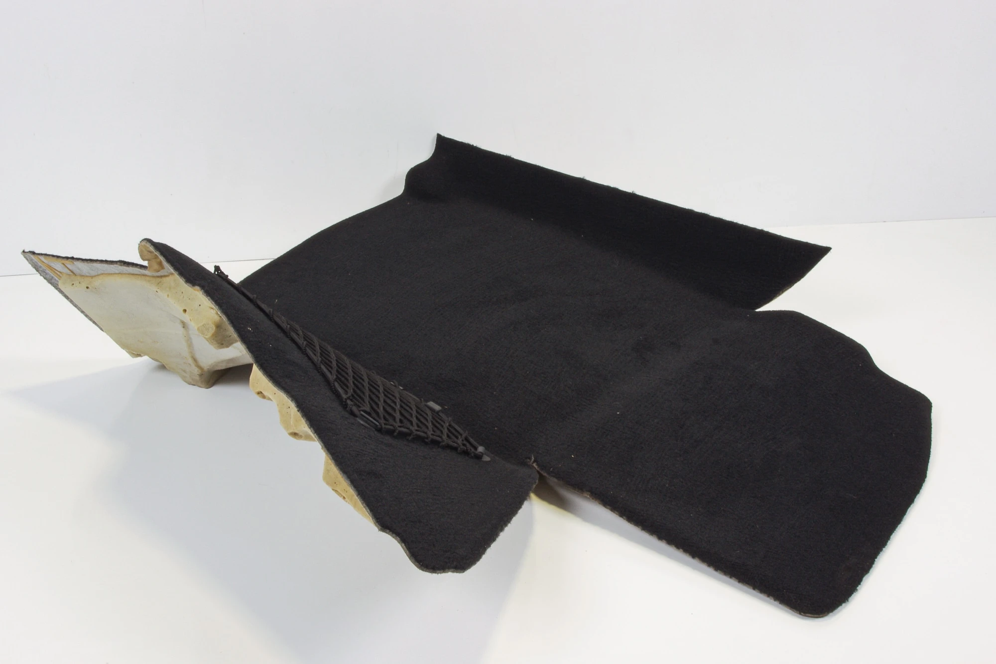 Mercedes 2046804540 Footwell Carpet Trim Panel - Front Left Black | W204 C