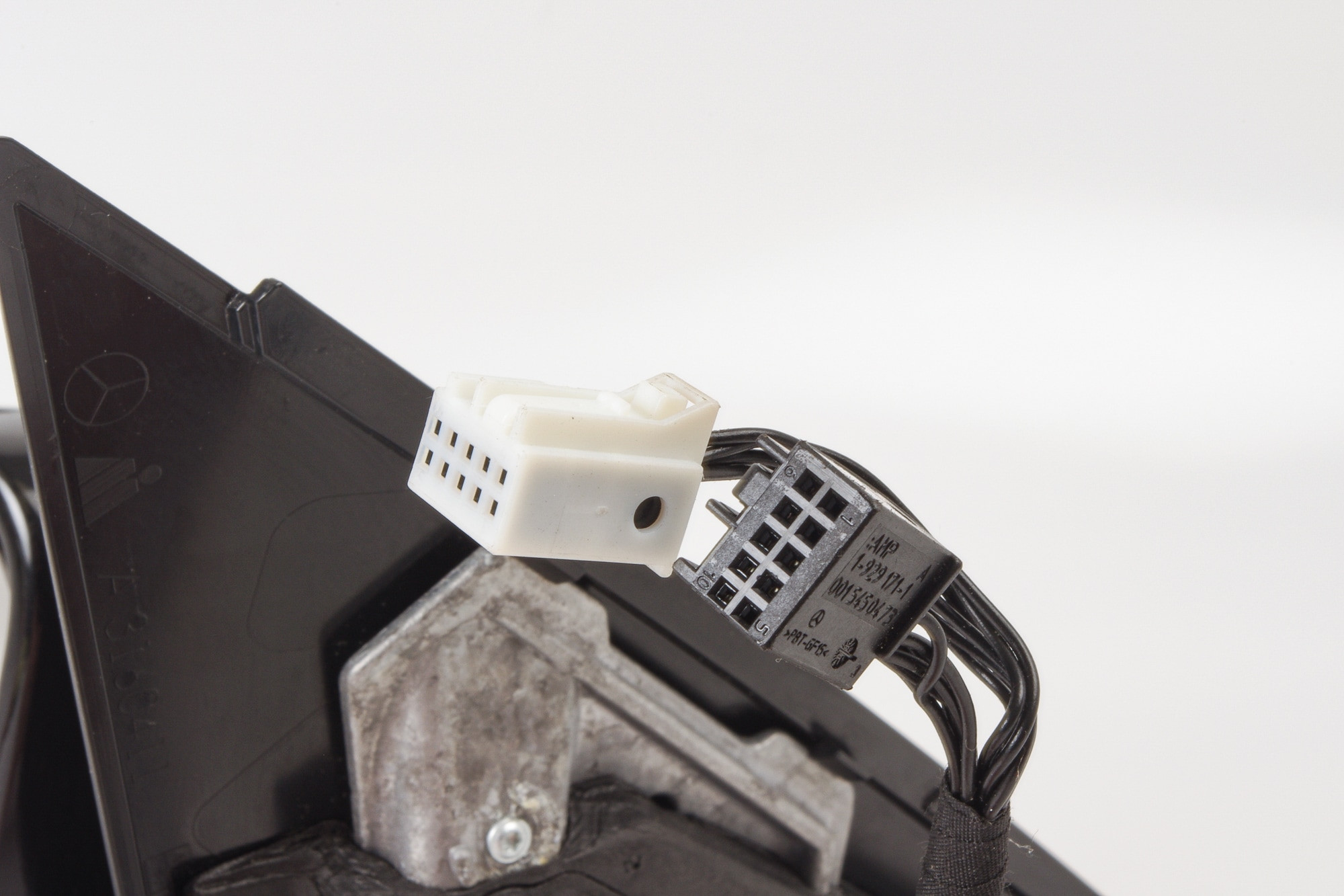 Mercedes 2048103976 Door Mirror - Left Black | W204 C