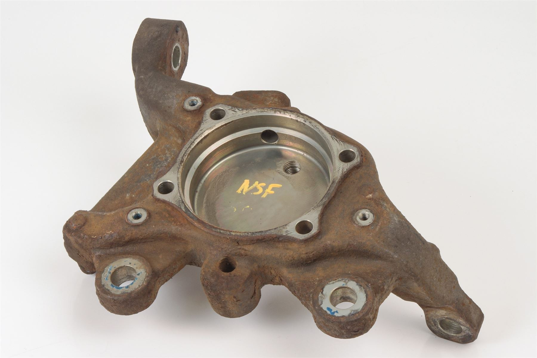 Mercedes 2043321901 AMG Wheel Carrier - Front Left | W204 C