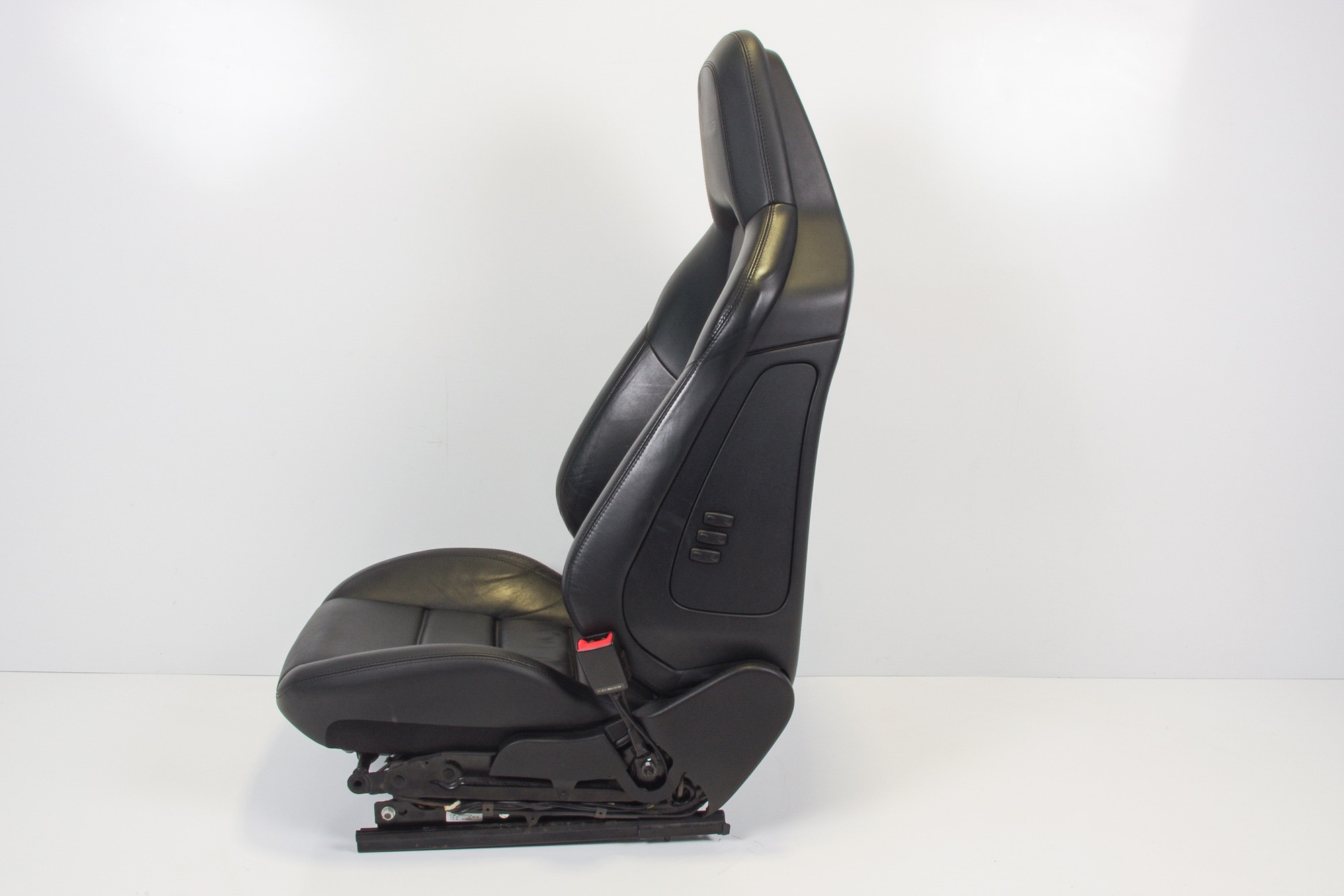 Mercedes 2049104433 AMG Seat - Front Right Black | W124 E W126 S W201 W204 C