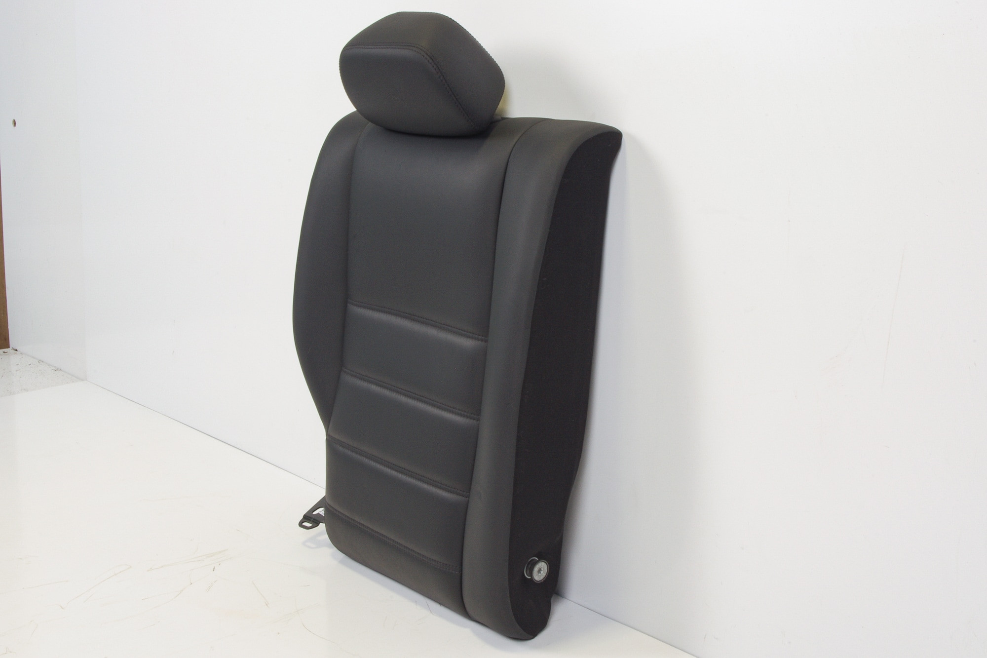 Mercedes 2049208433 Seat Backrest - Rear Right Black | W204 C