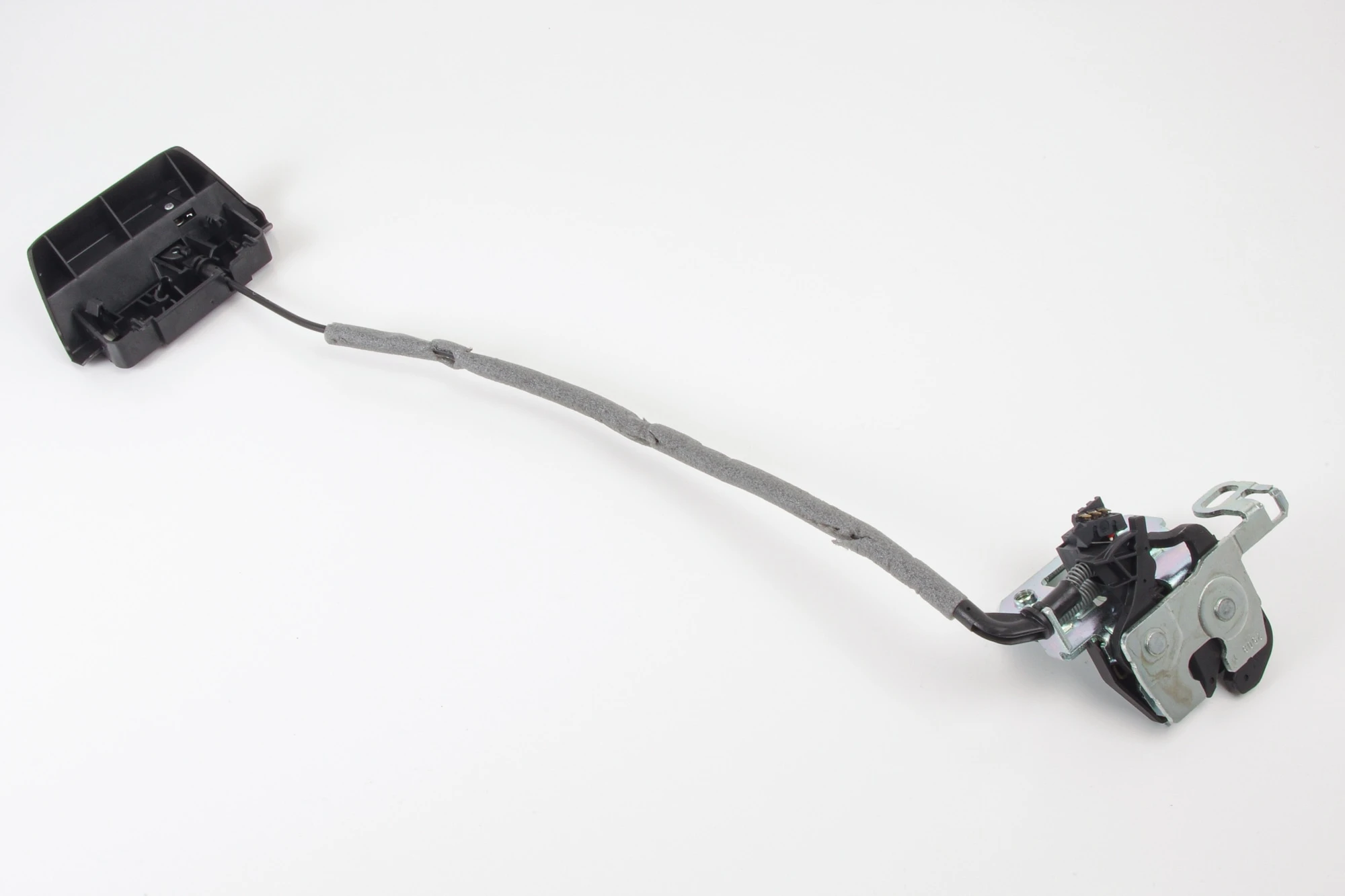 Mercedes 2049200264 Seat Release Lock - Rear Right Black | W204 C C207 W212 E...