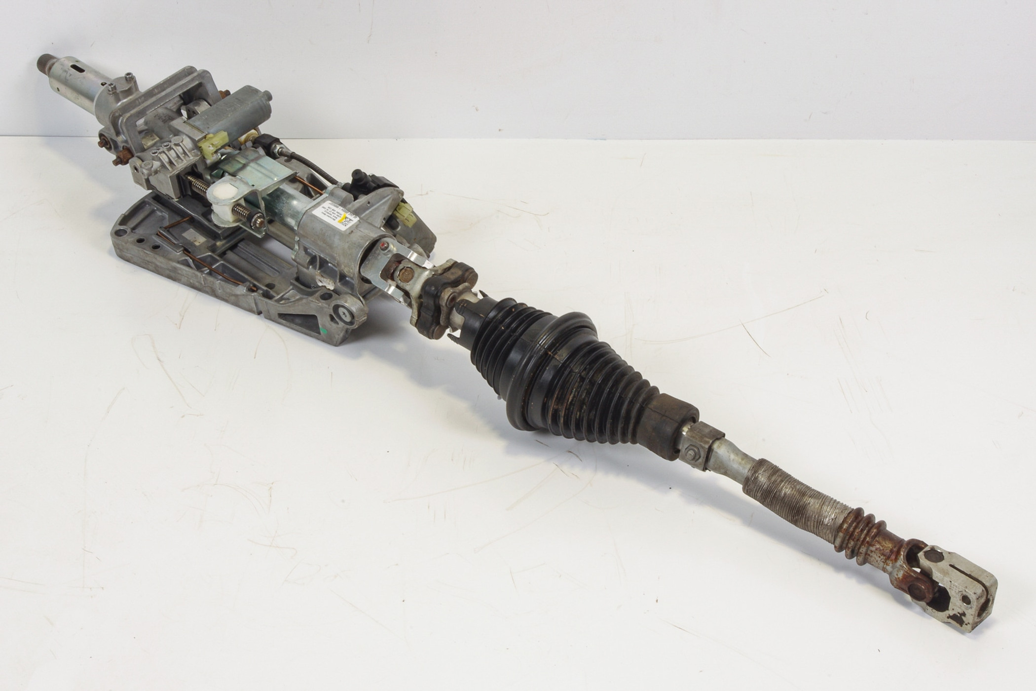 Mercedes 2044602716 AMG Steering Column | W204 C