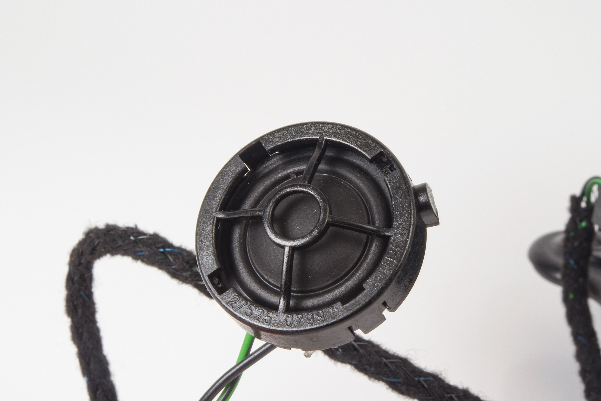 Mercedes 2158200202 Door Speaker - Front Right | W164 M R171 SLK W203 CL203...